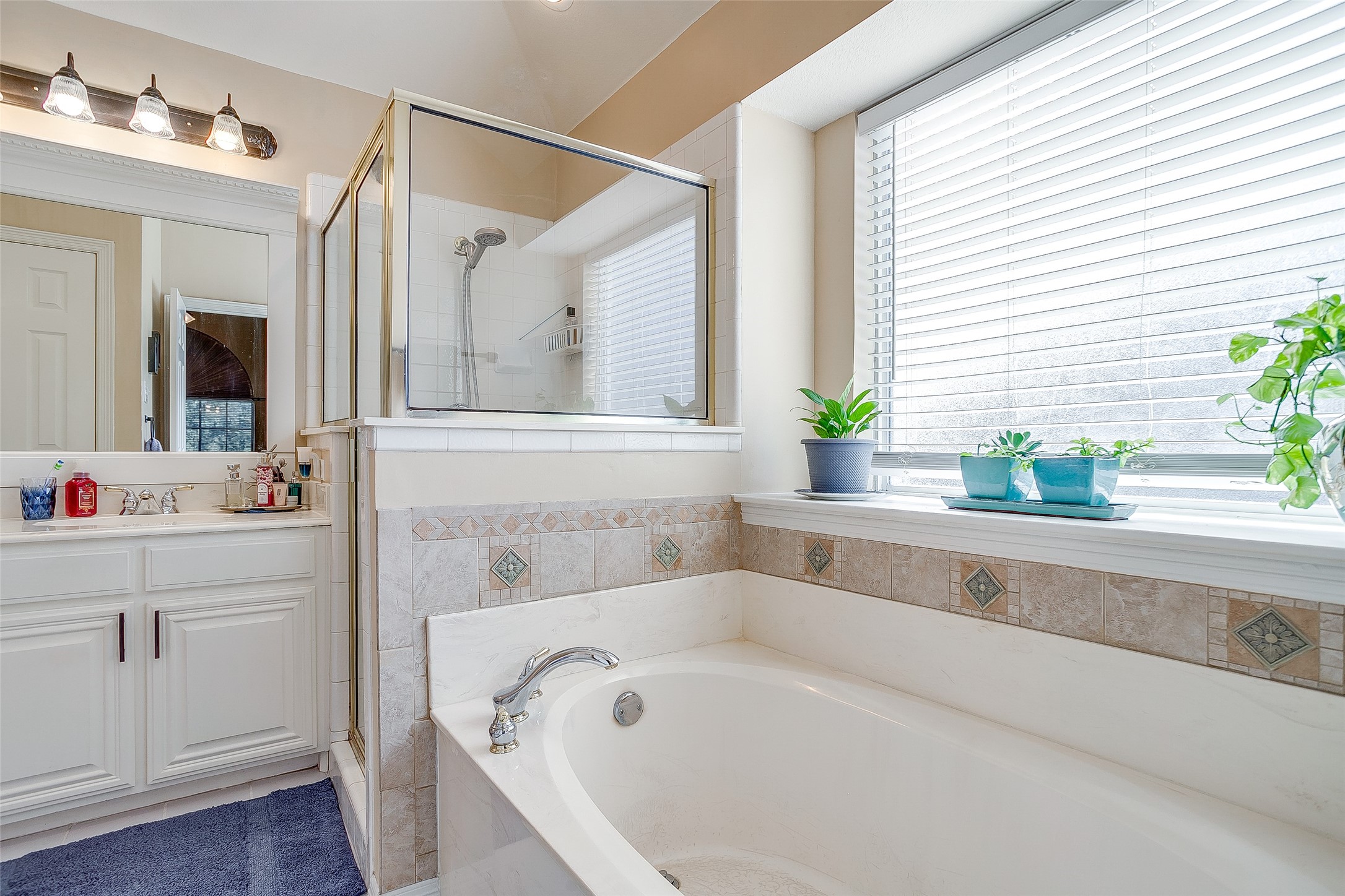 435 Arbor Lawn Drive