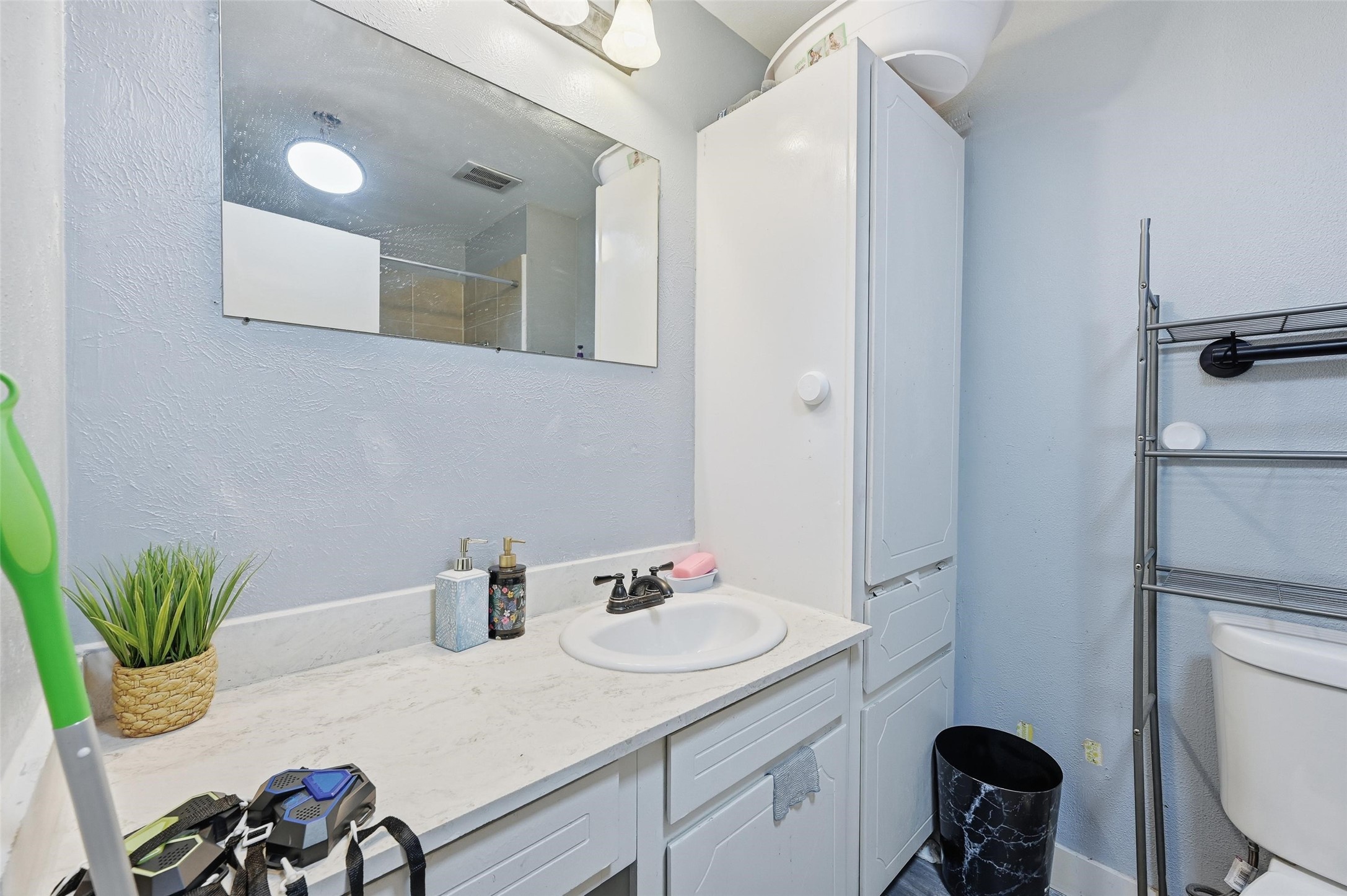 1308 Harvest Hill Lane