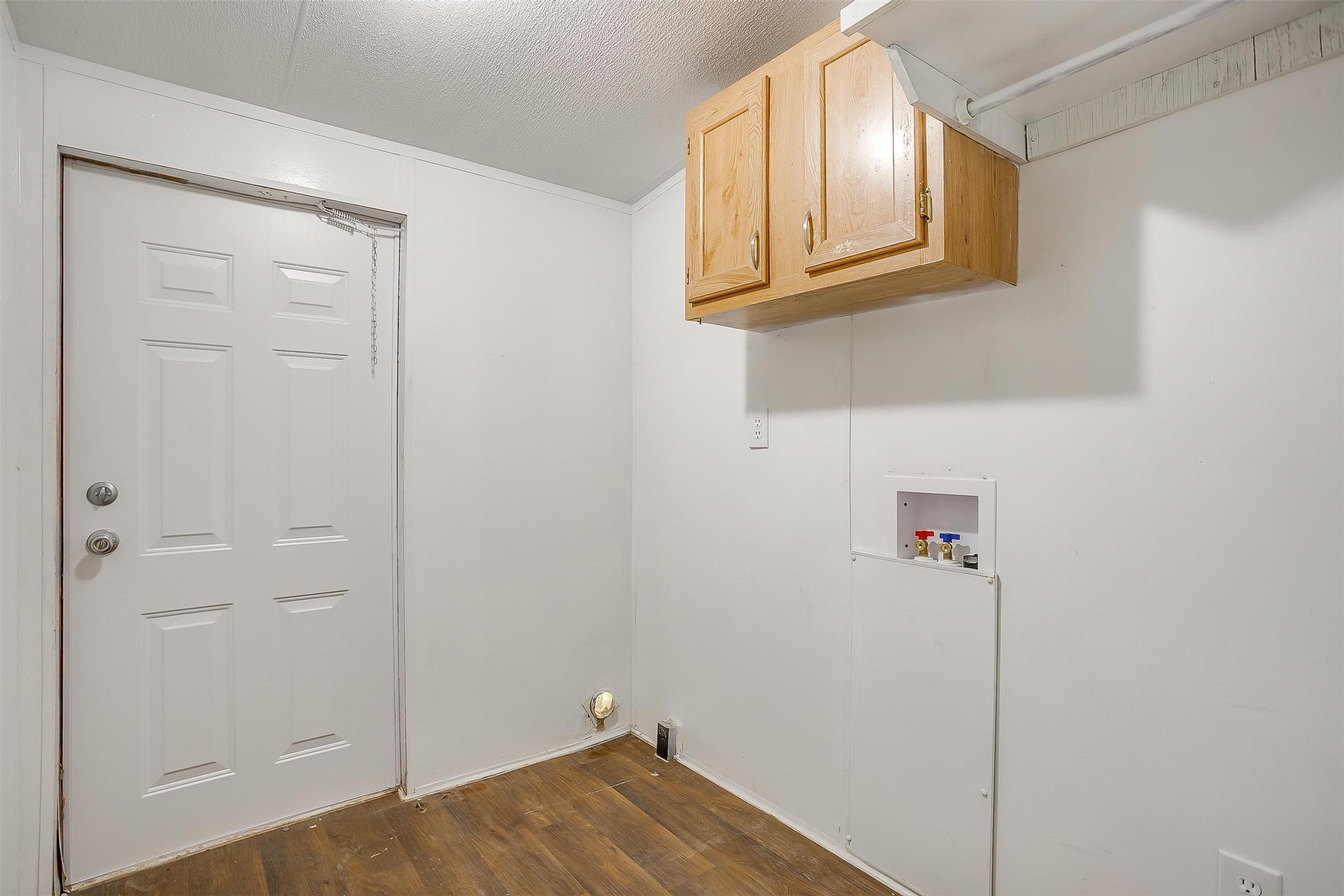 1021 Tanglewood Drive