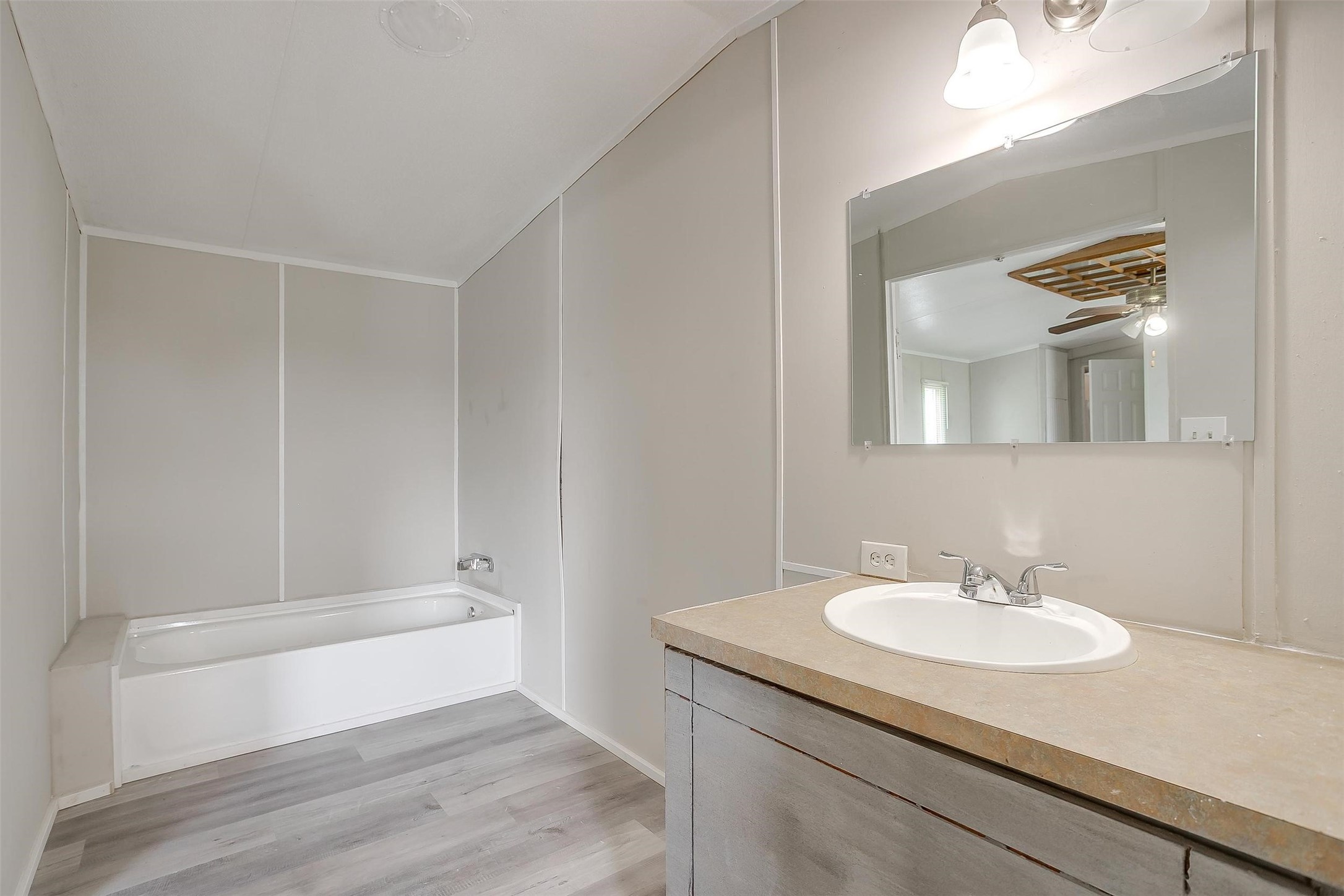 1021 Tanglewood Drive