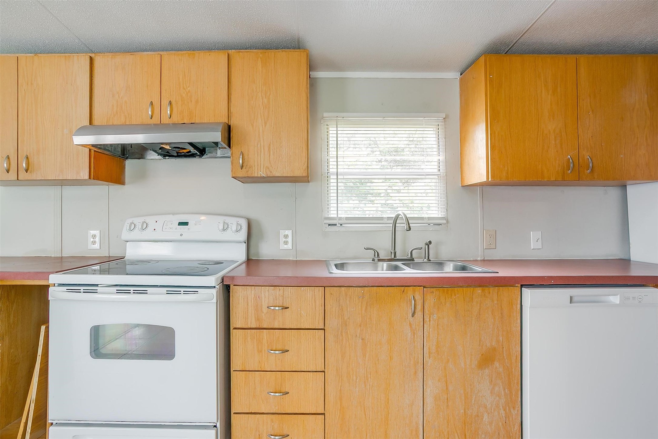 1021 Tanglewood Drive