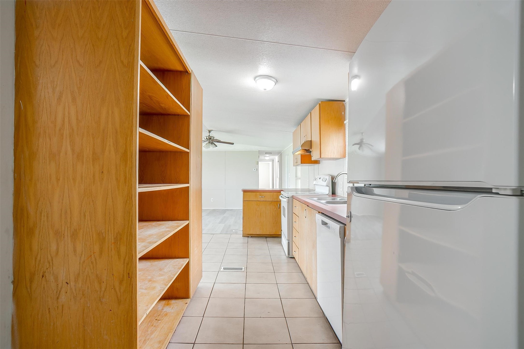 1021 Tanglewood Drive