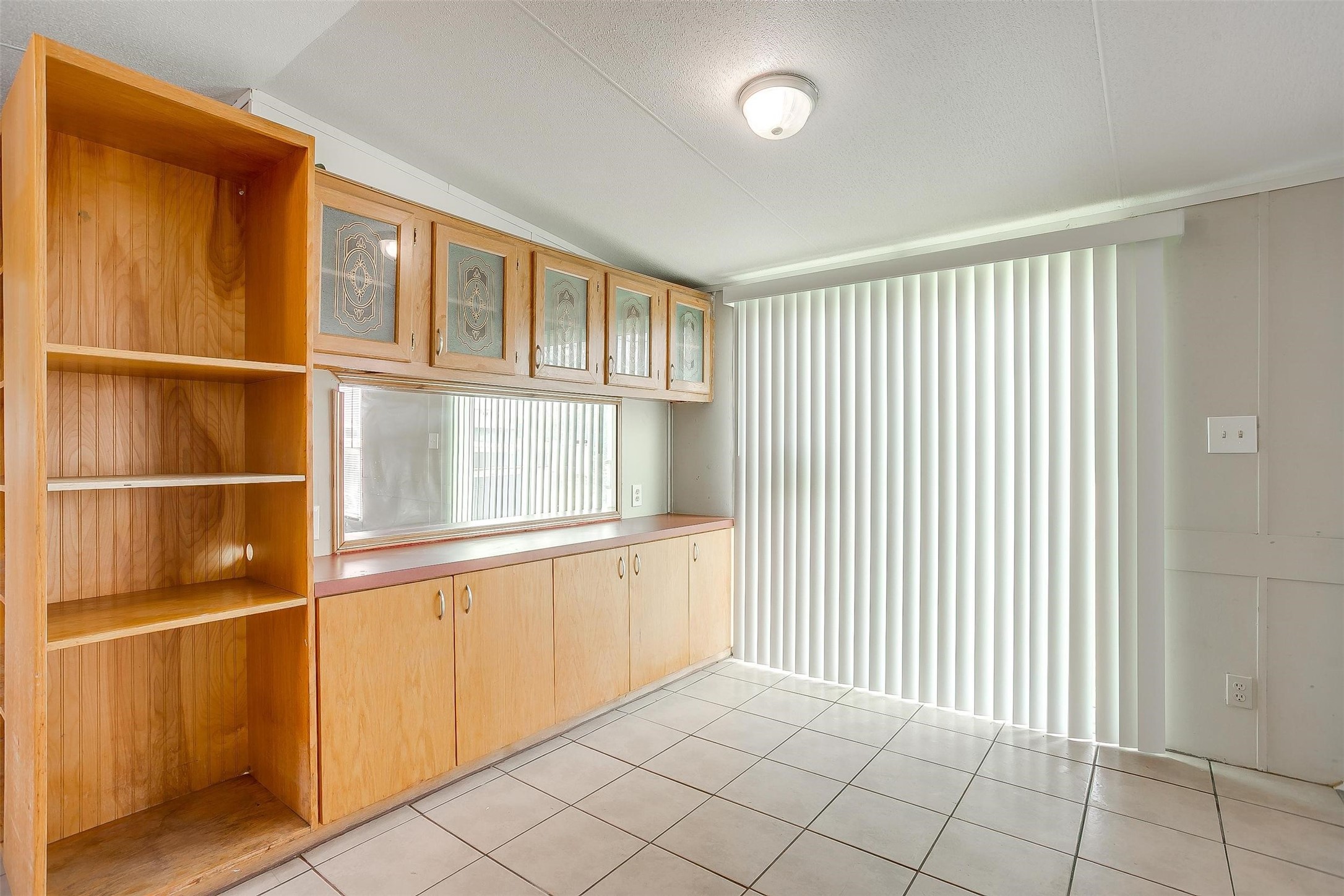 1021 Tanglewood Drive