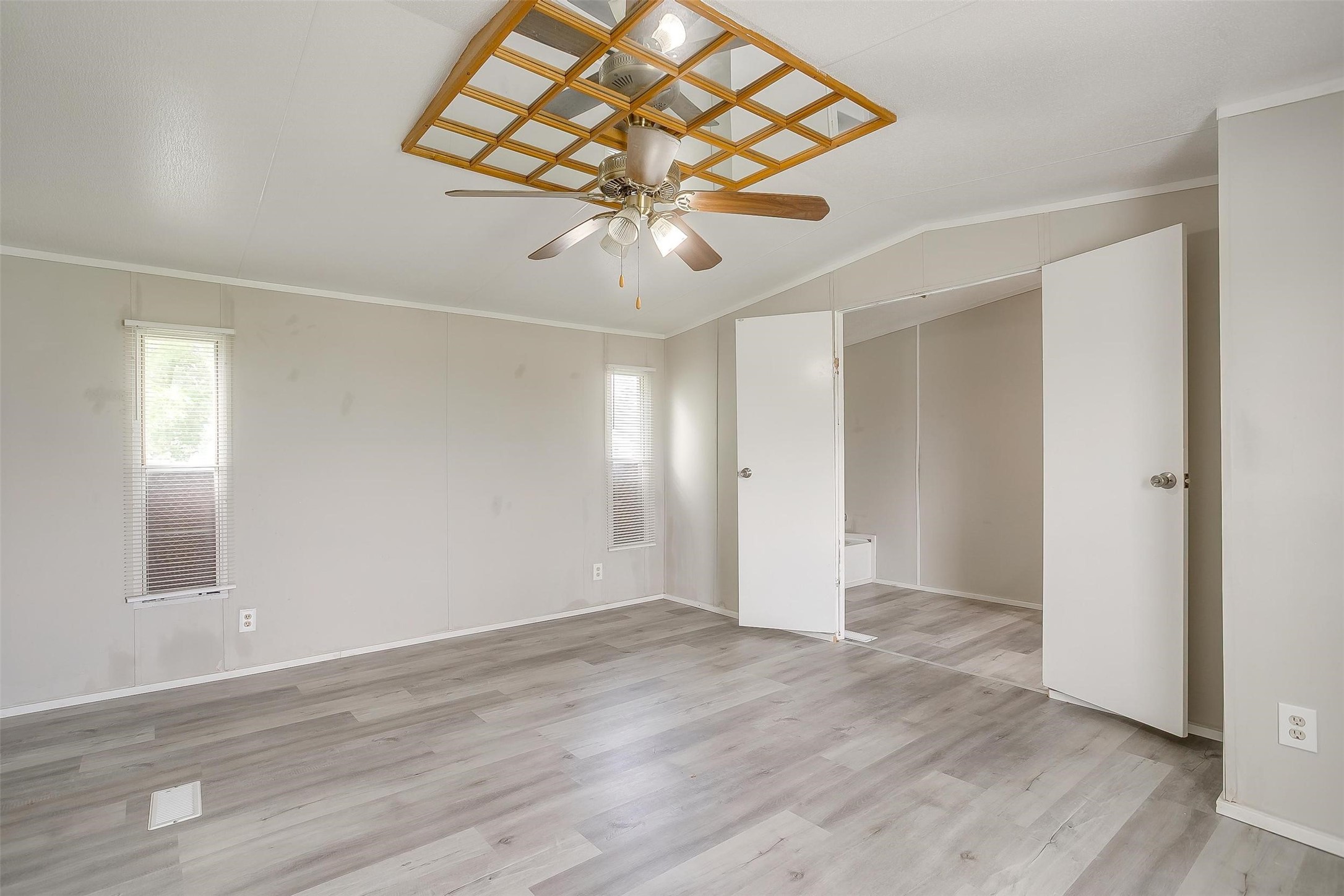 1021 Tanglewood Drive