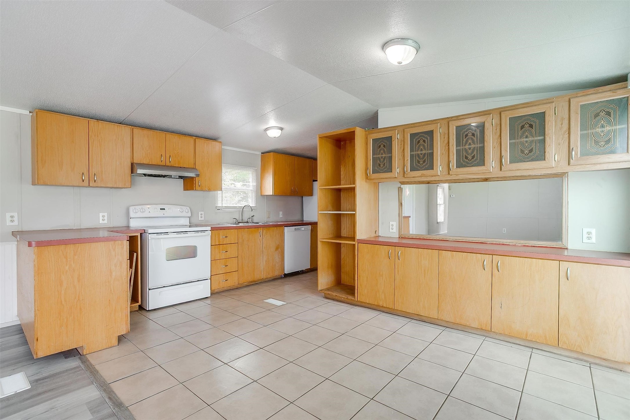 1021 Tanglewood Drive