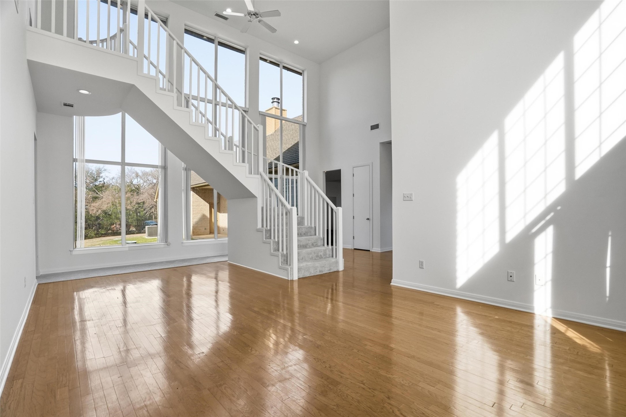 2829 Bent Oaks Drive