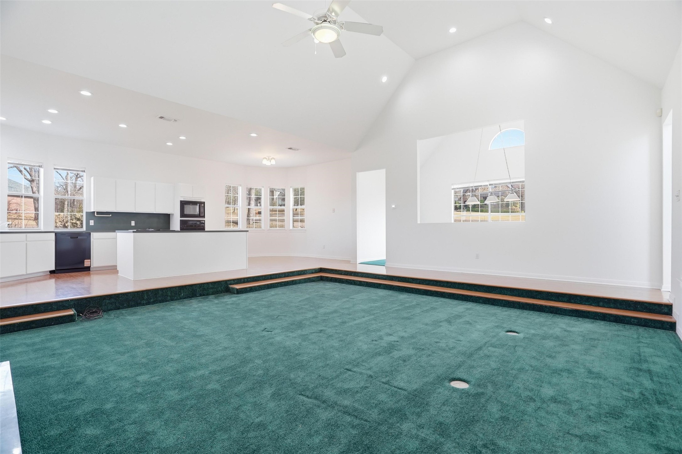 2829 Bent Oaks Drive