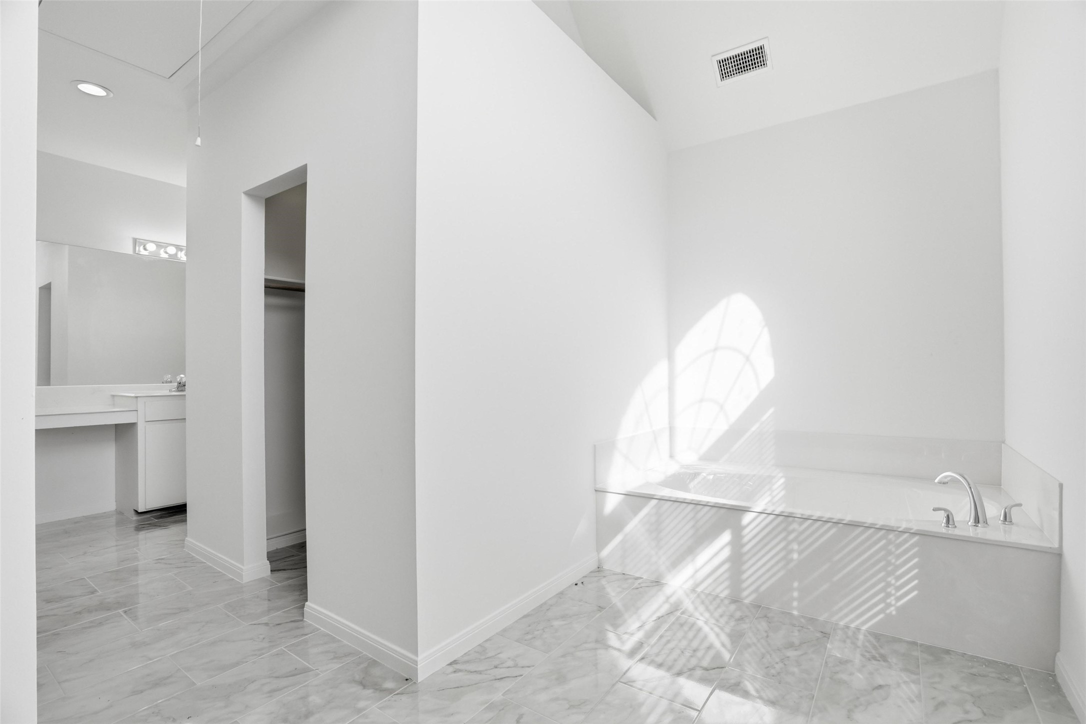 2829 Bent Oaks Drive