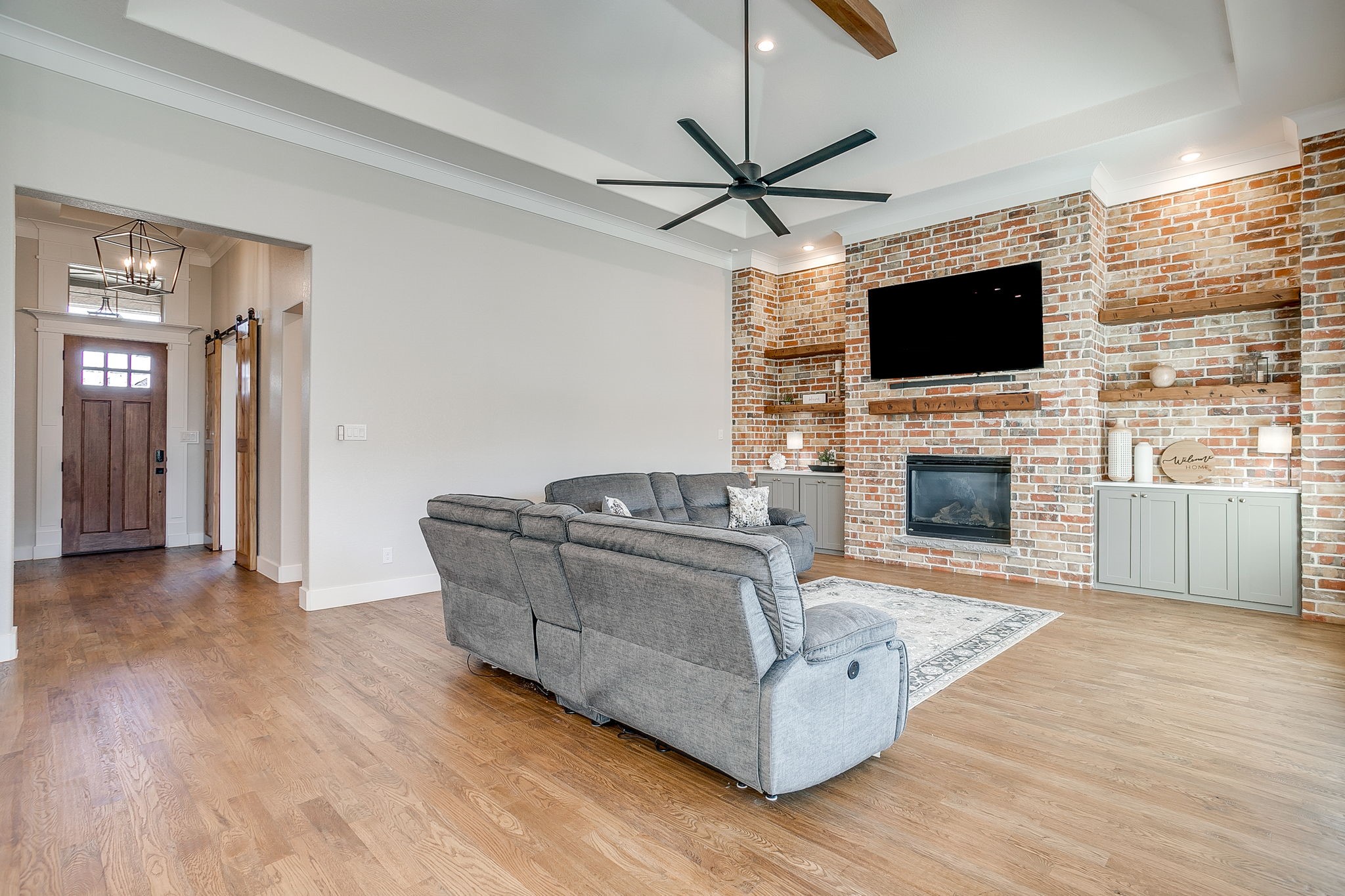 13921 E Riviera Drive