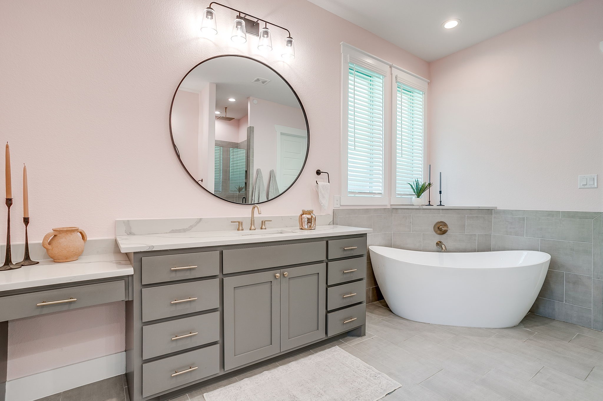 13921 E Riviera Drive