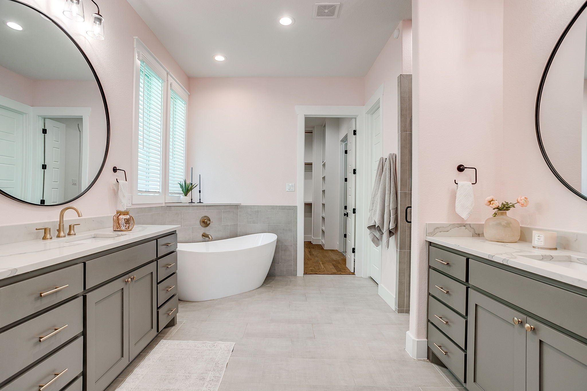 13921 E Riviera Drive