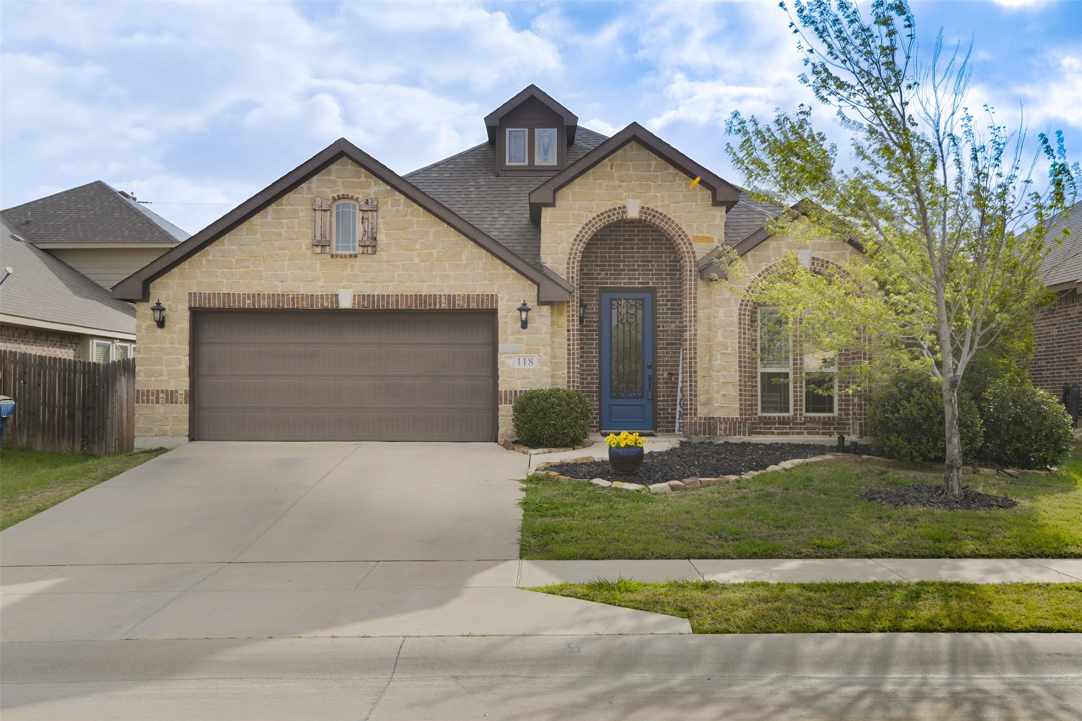 118 Gateway Drive
