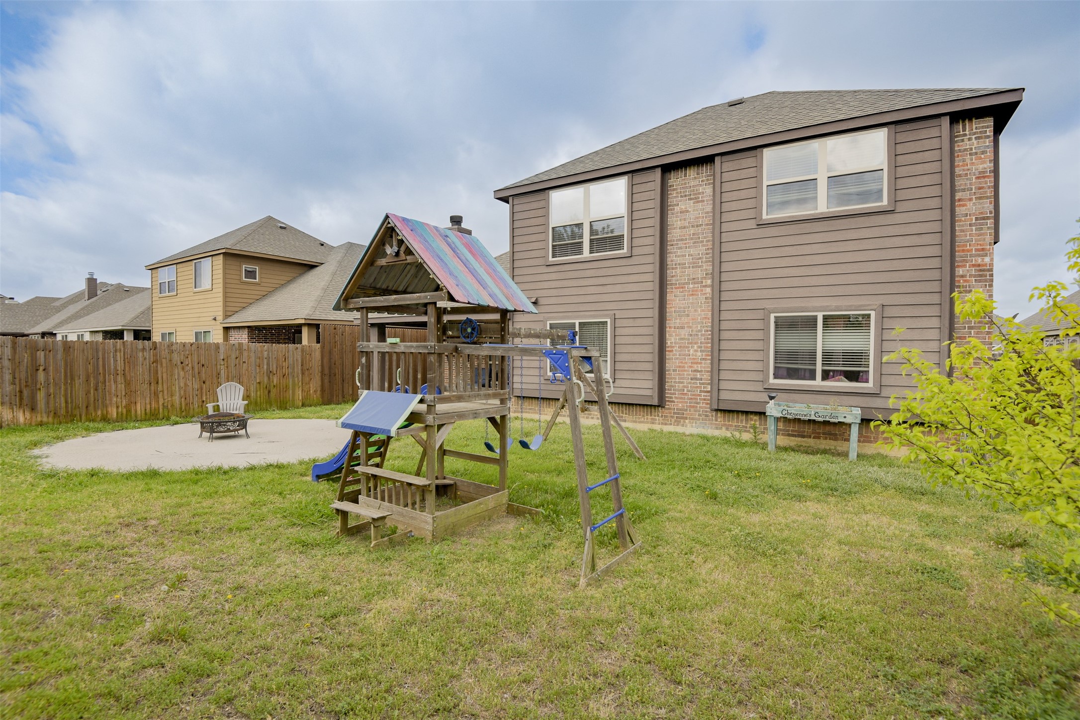 118 Gateway Drive