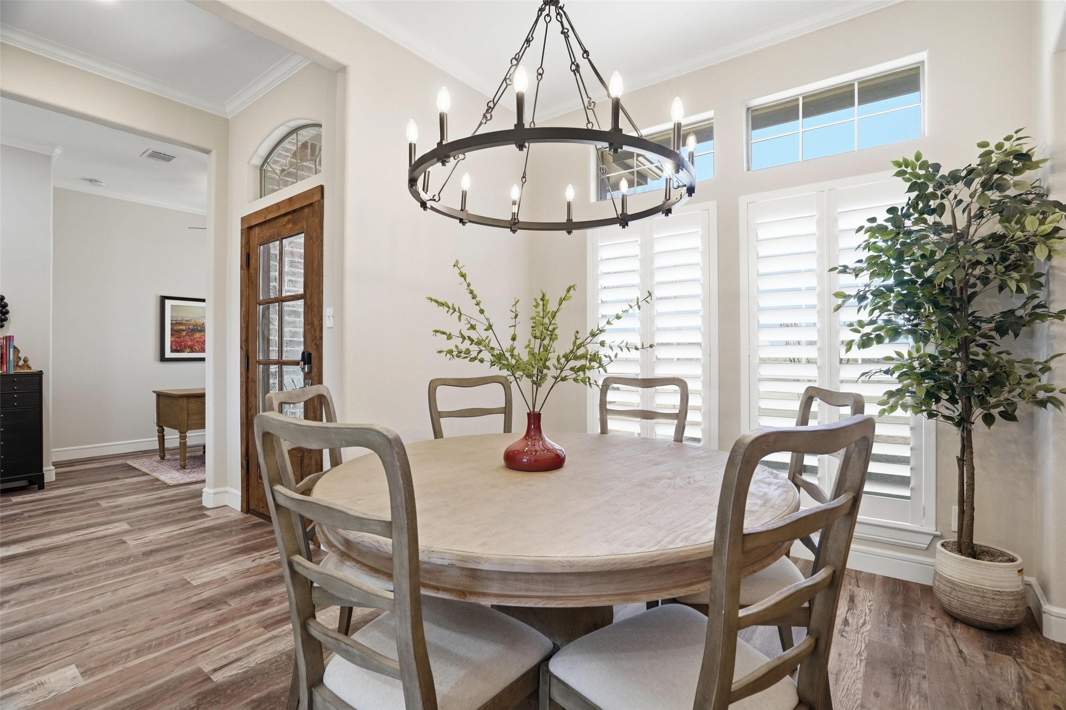 6812 Wild Stallion Road