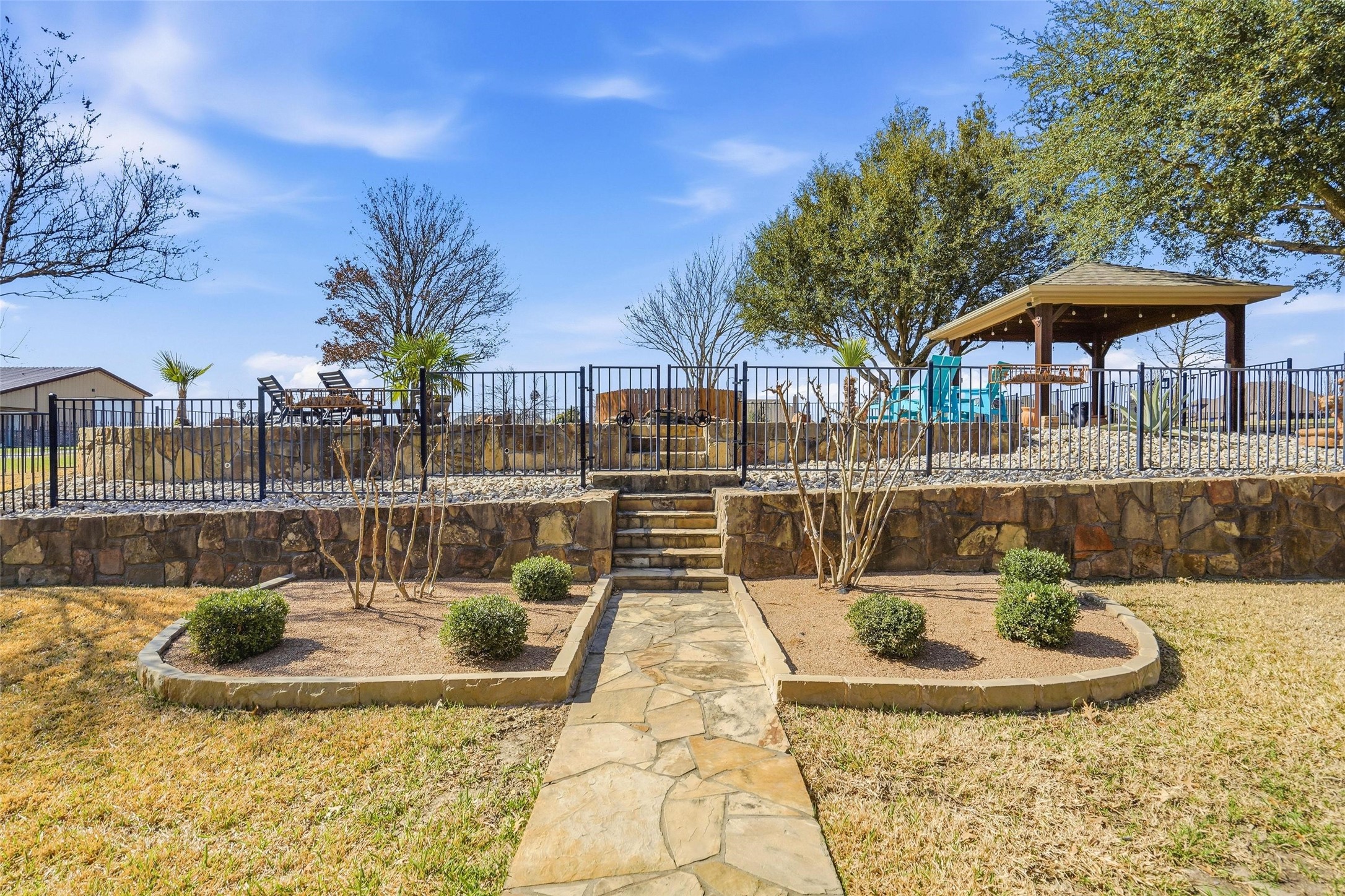 6812 Wild Stallion Road