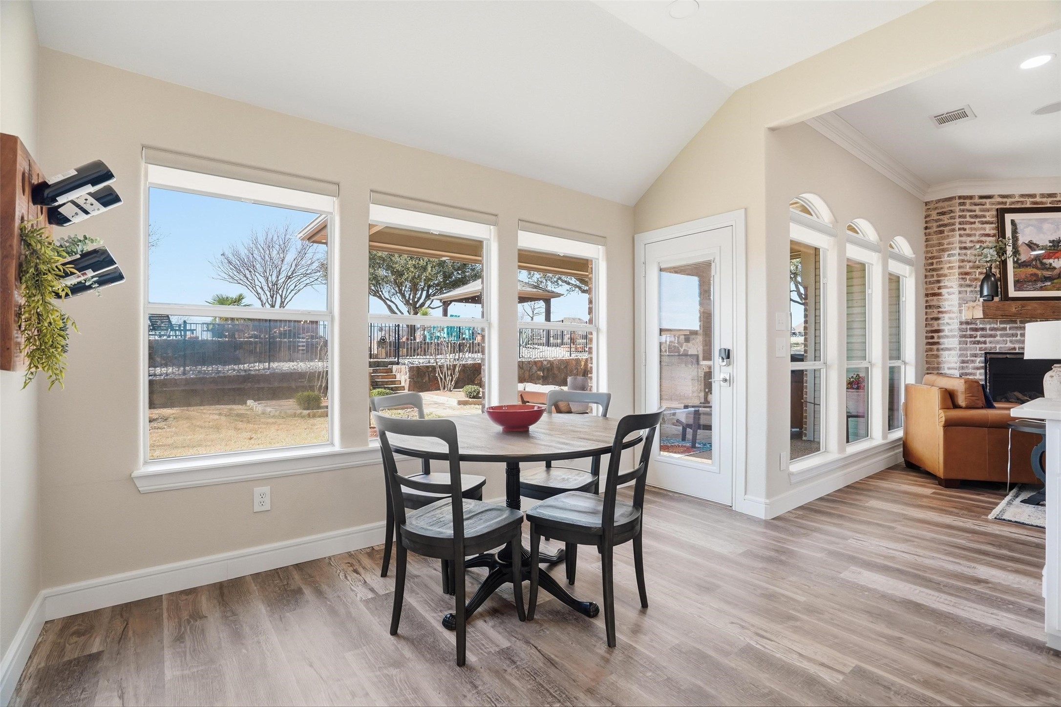 6812 Wild Stallion Road