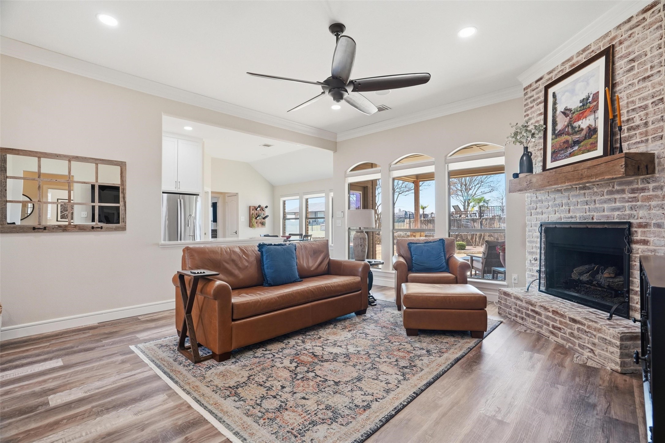 6812 Wild Stallion Road