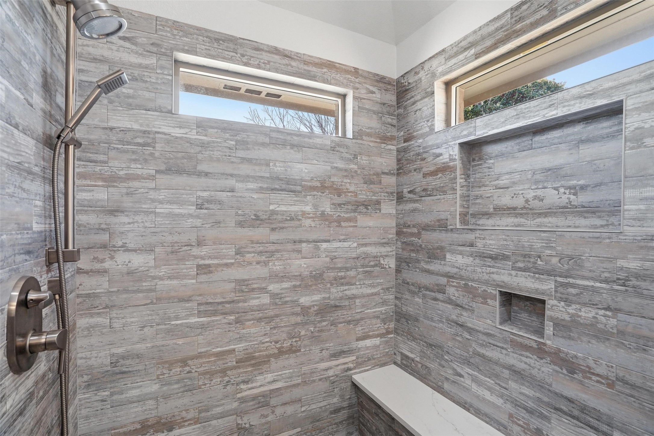 6812 Wild Stallion Road