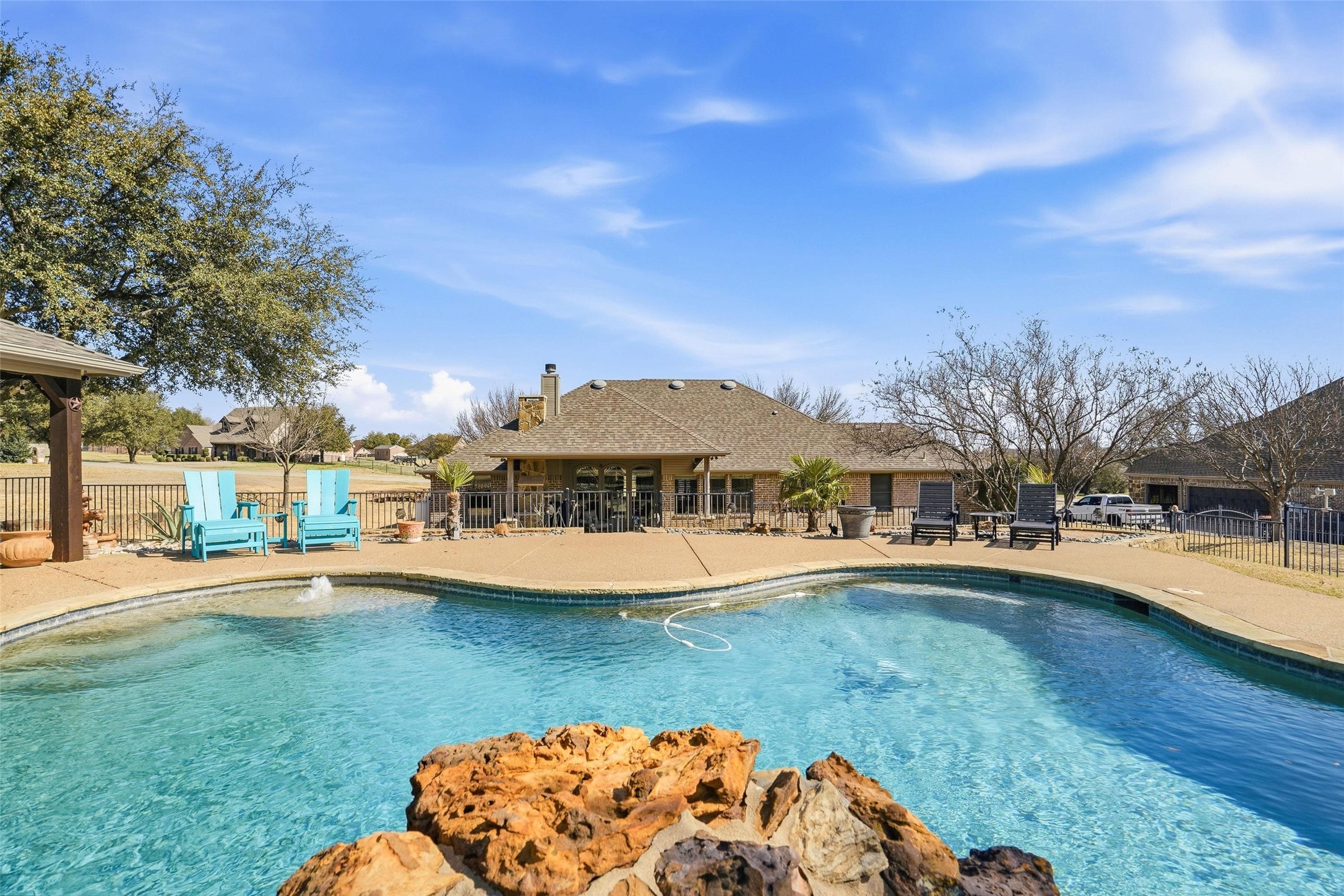 6812 Wild Stallion Road