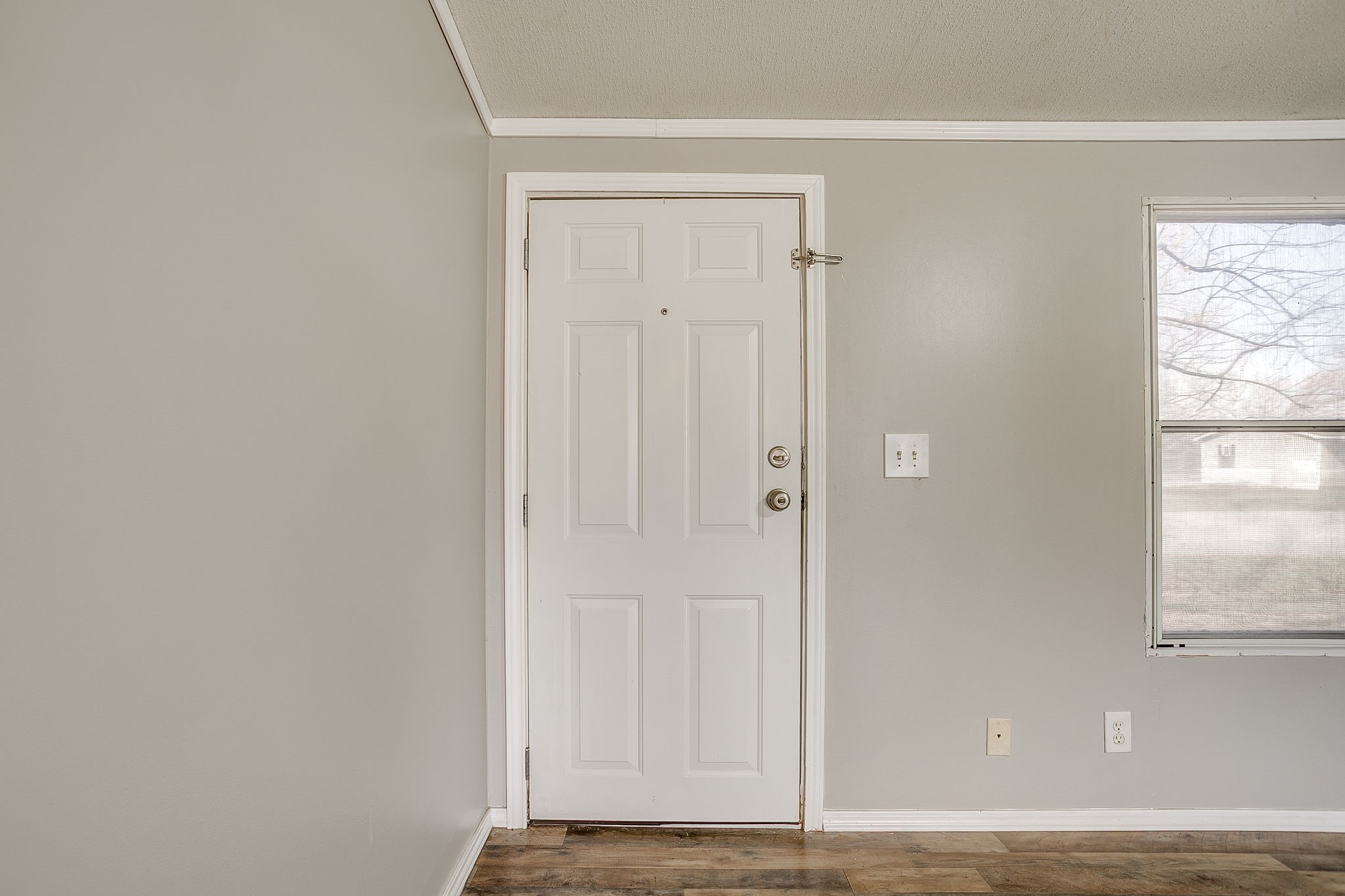 646 Whisperview Circle