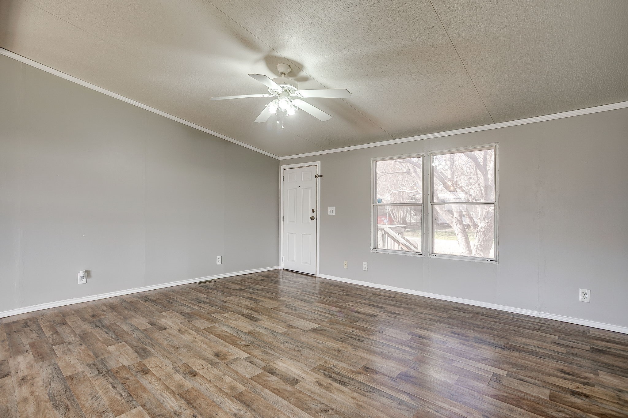 646 Whisperview Circle