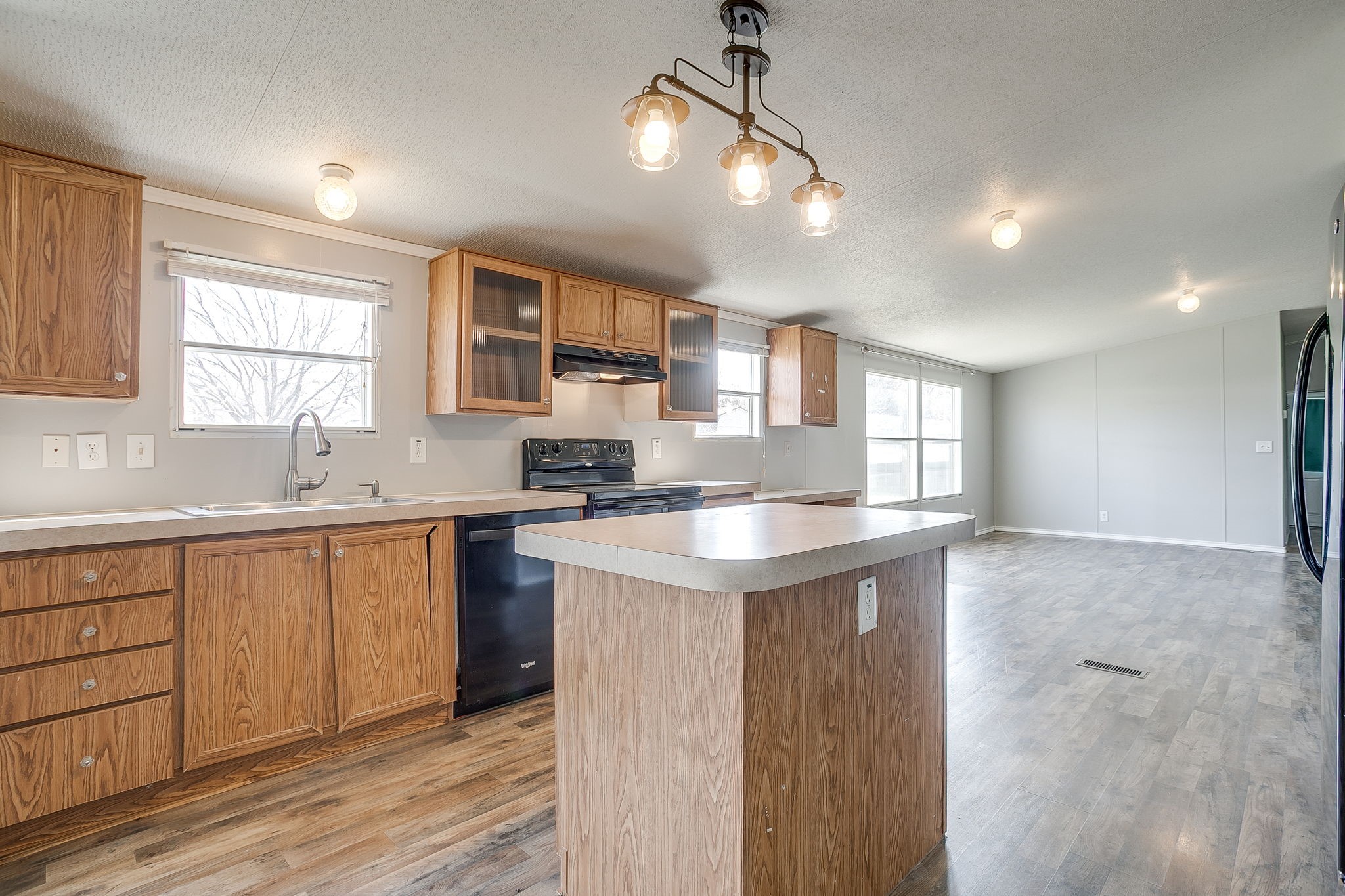 646 Whisperview Circle