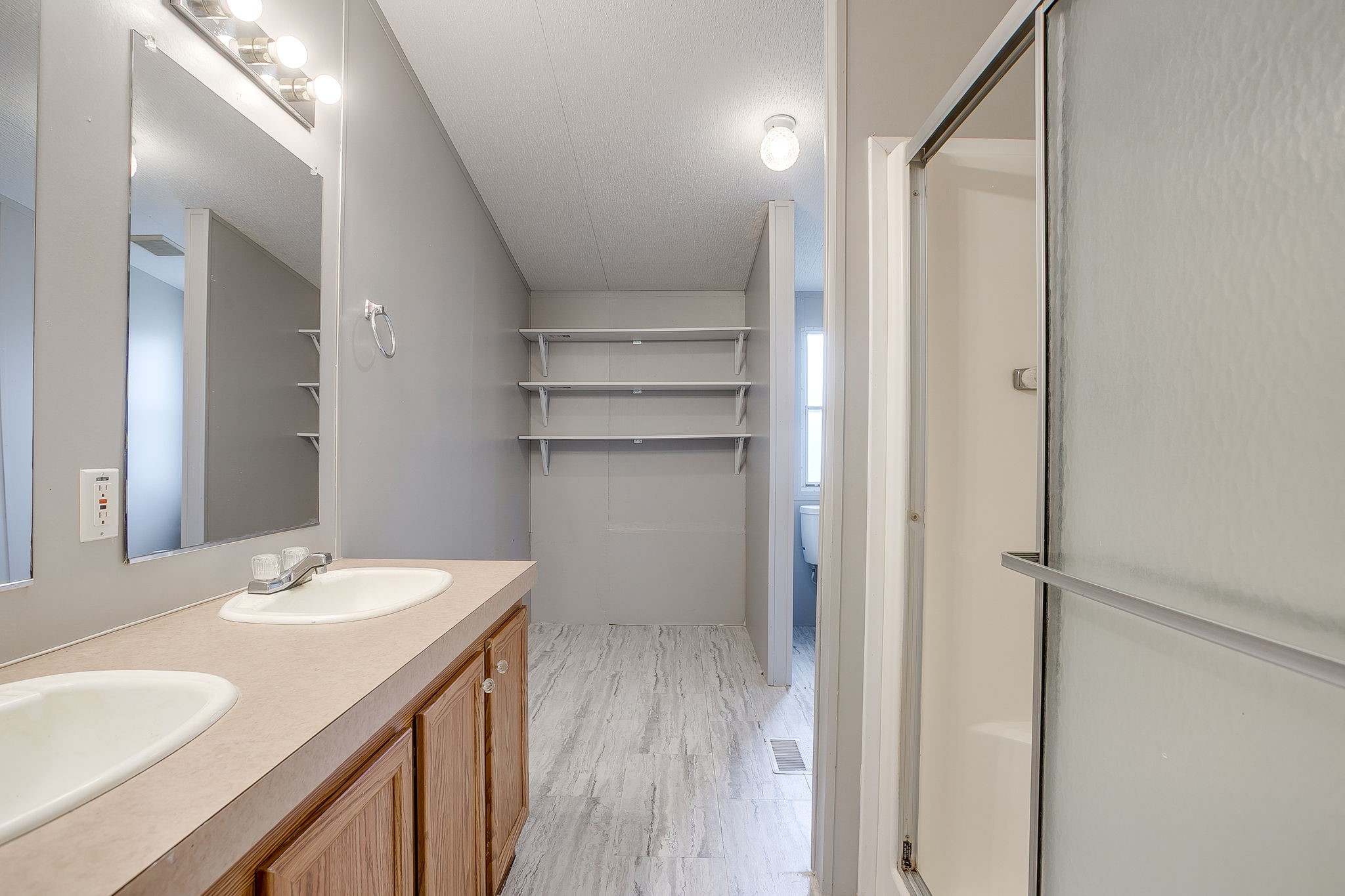 646 Whisperview Circle