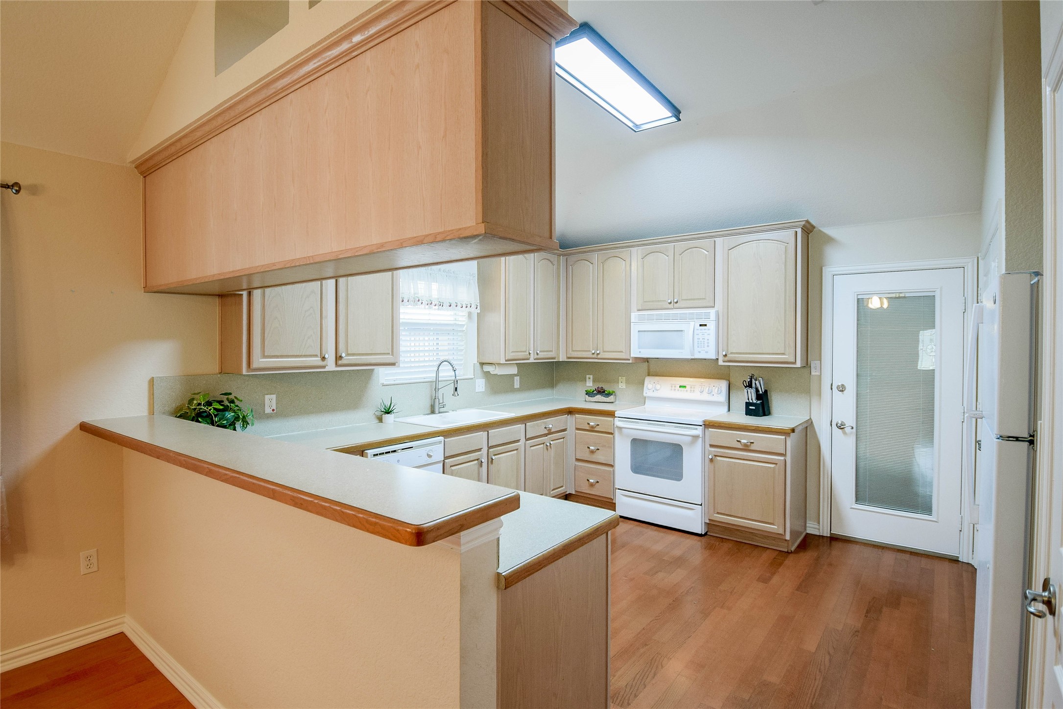 1010 Hayden Court
