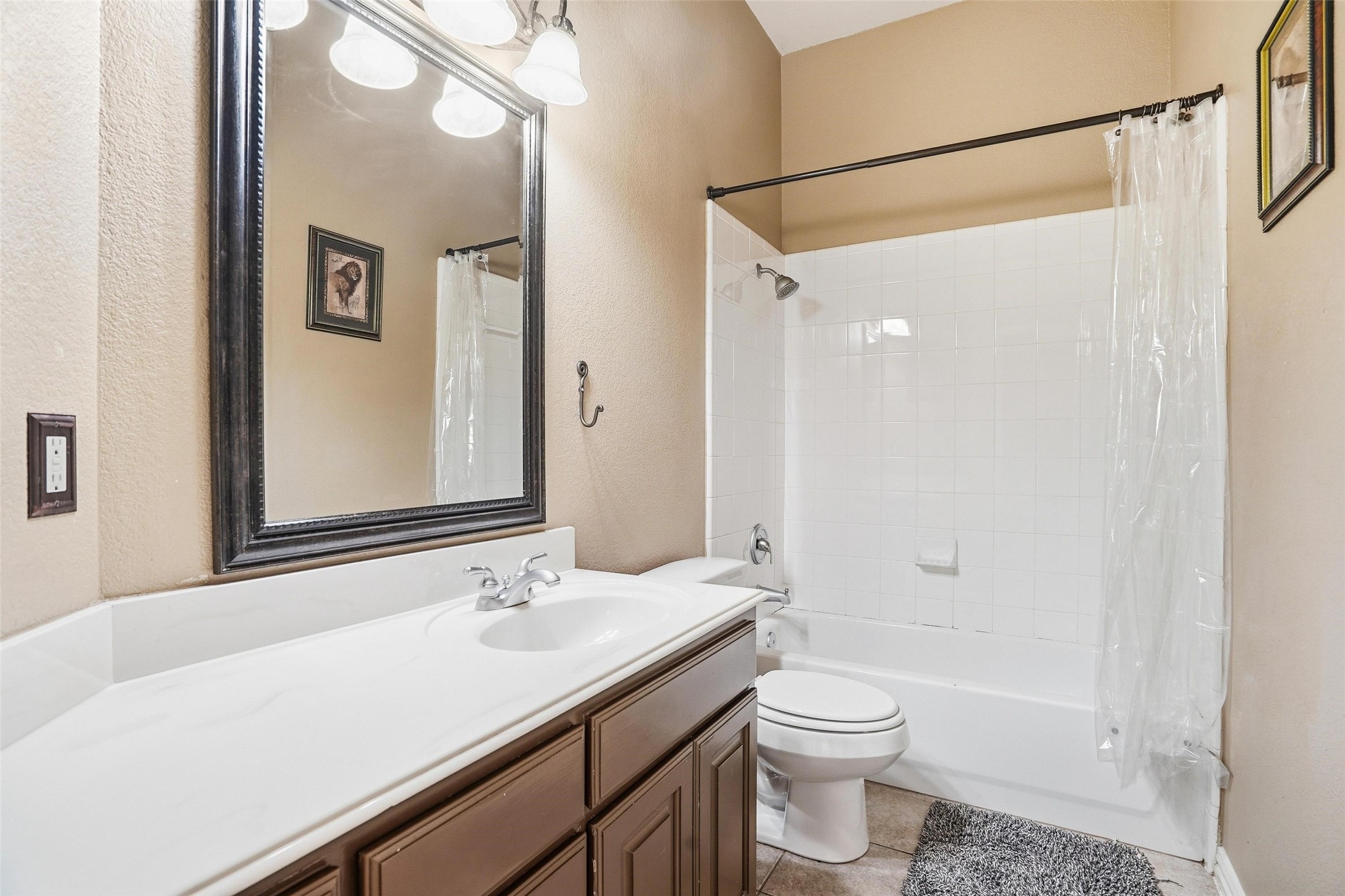 4008 Glenwood Drive