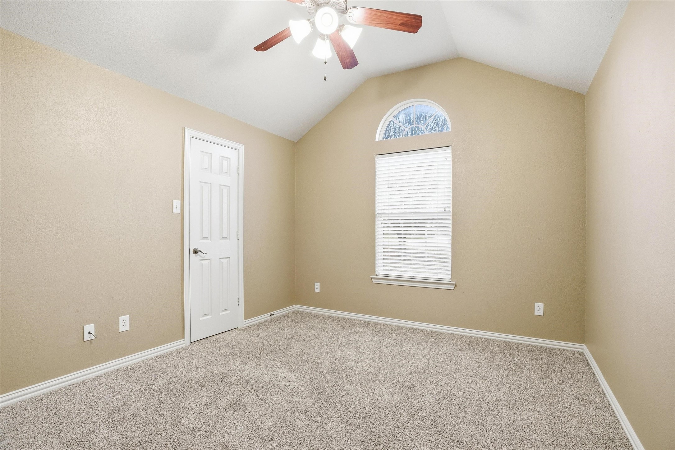 4008 Glenwood Drive
