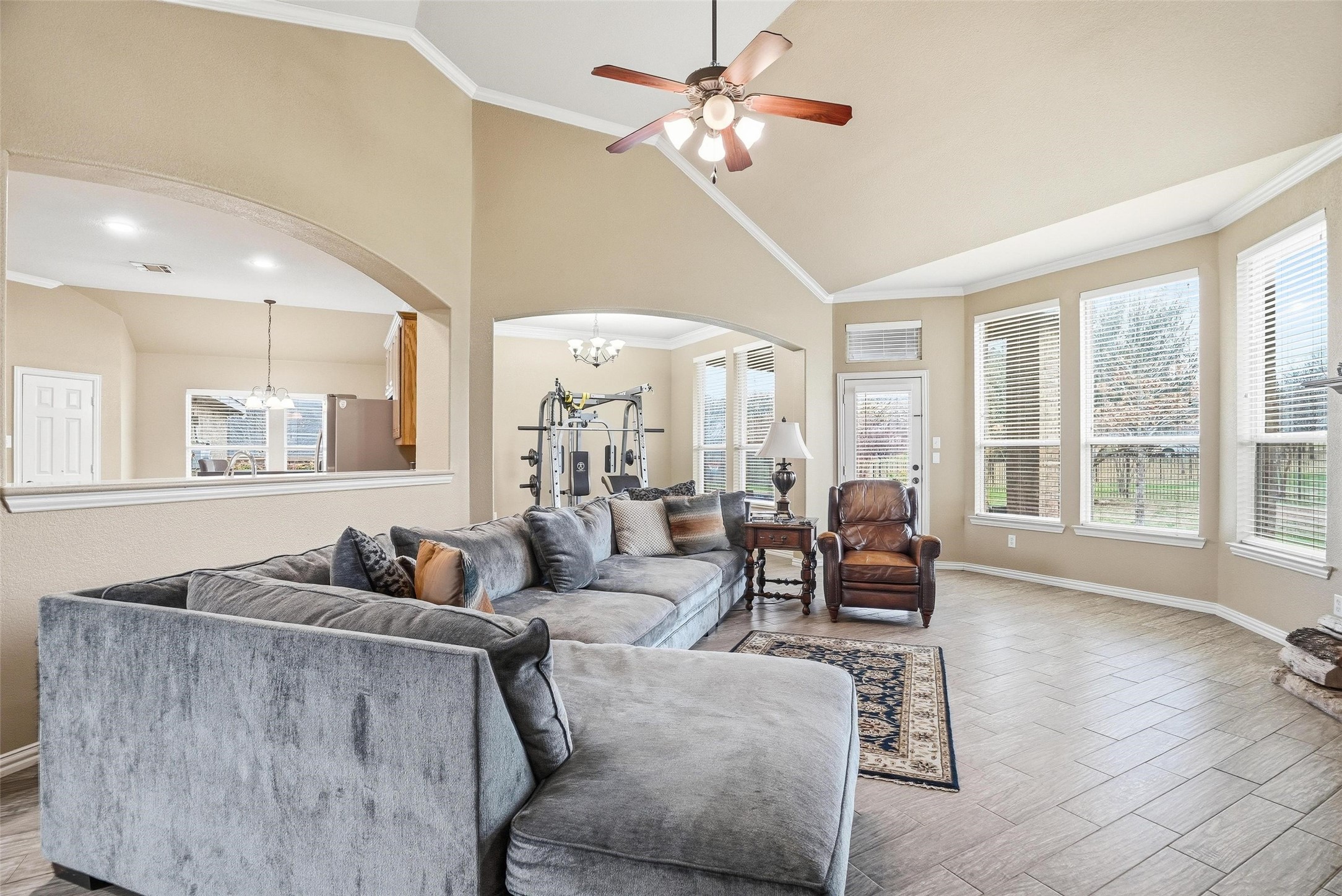 4008 Glenwood Drive