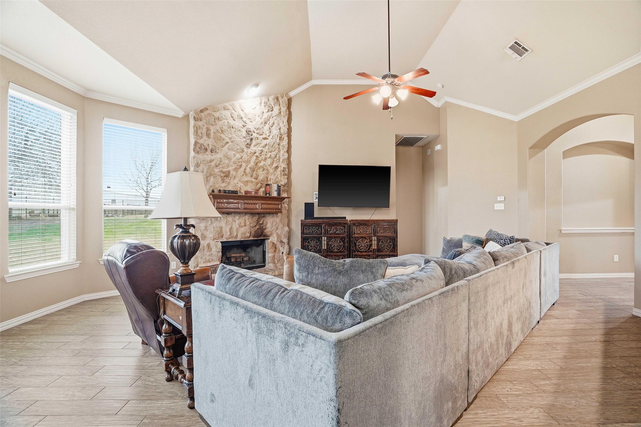 4008 Glenwood Drive