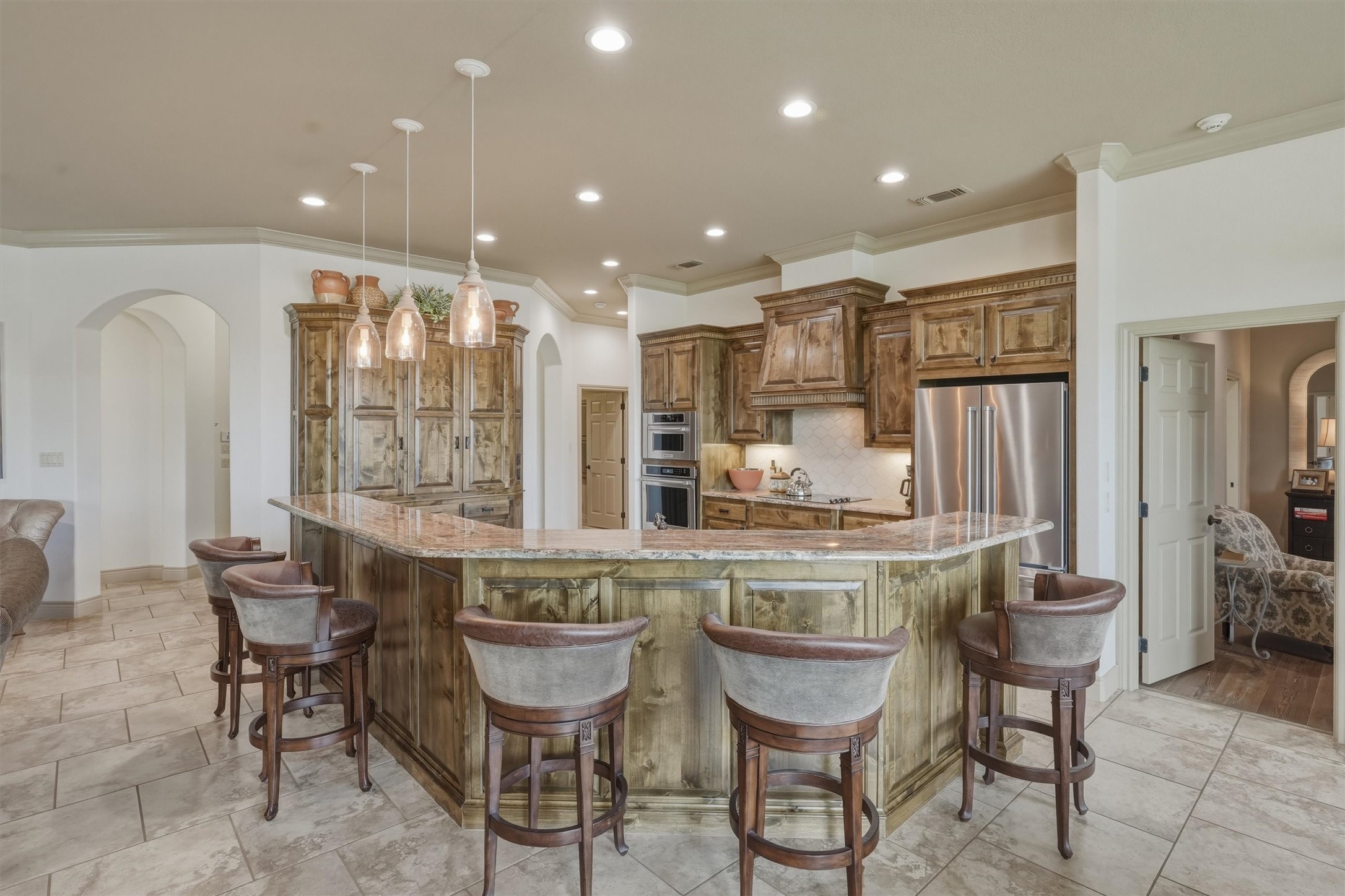 1404 Amsterdam Court