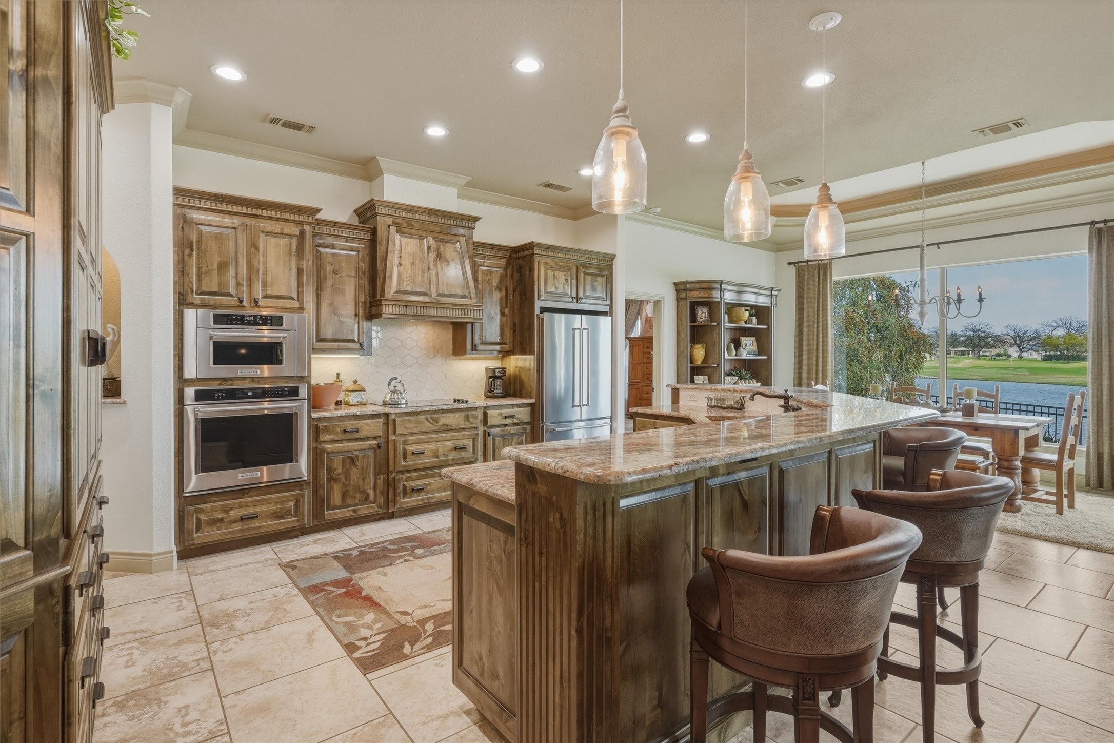 1404 Amsterdam Court