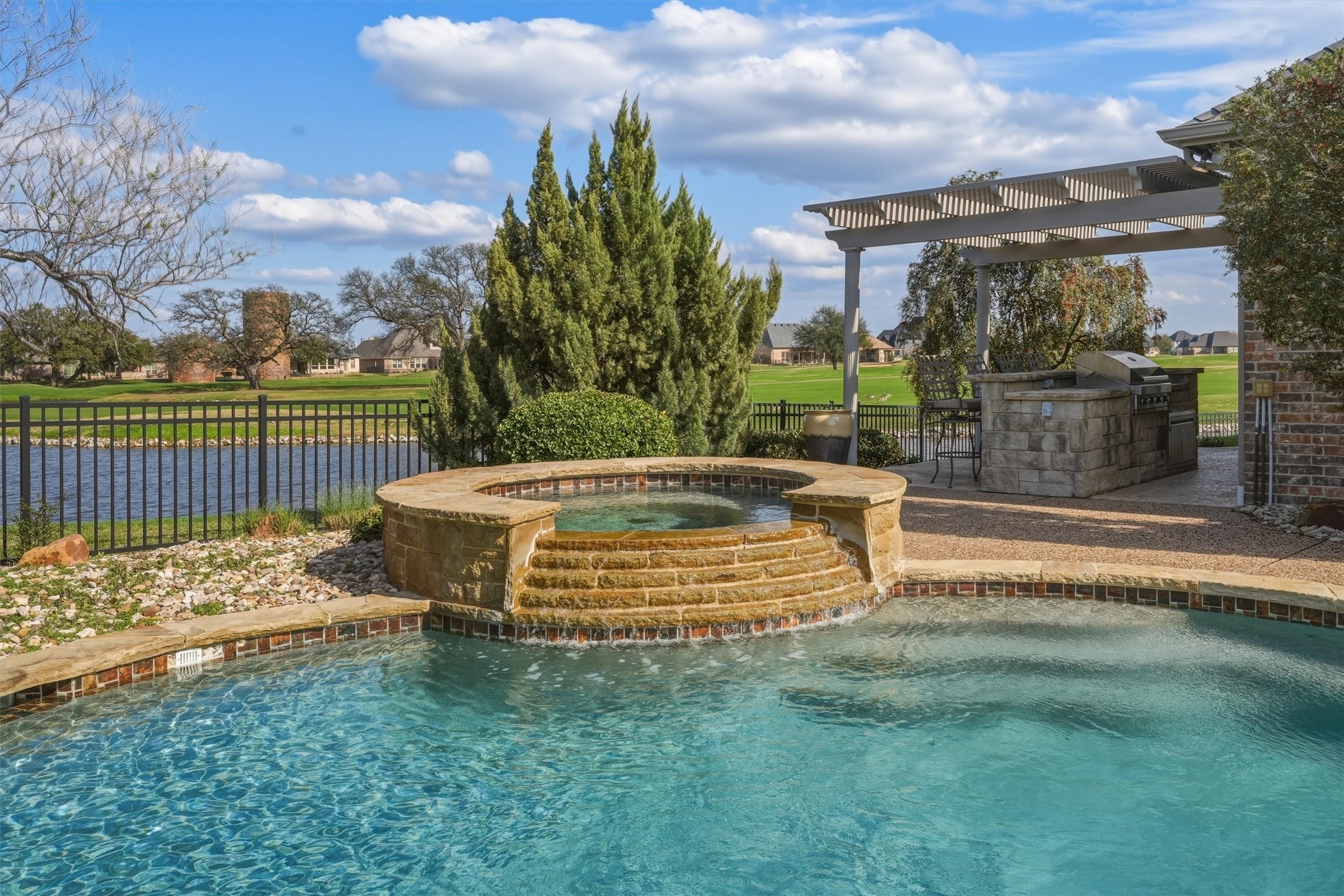 1404 Amsterdam Court
