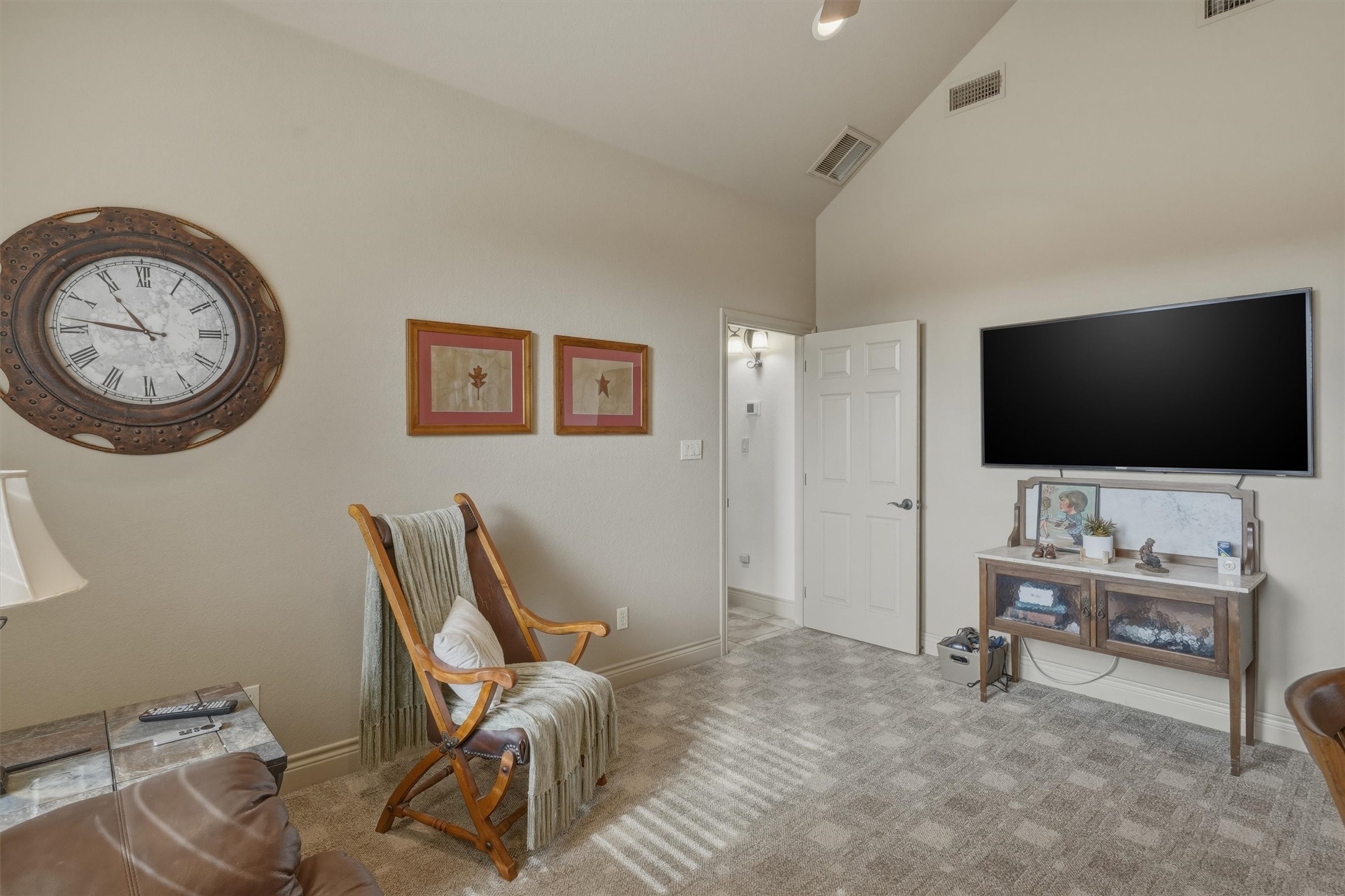 1404 Amsterdam Court