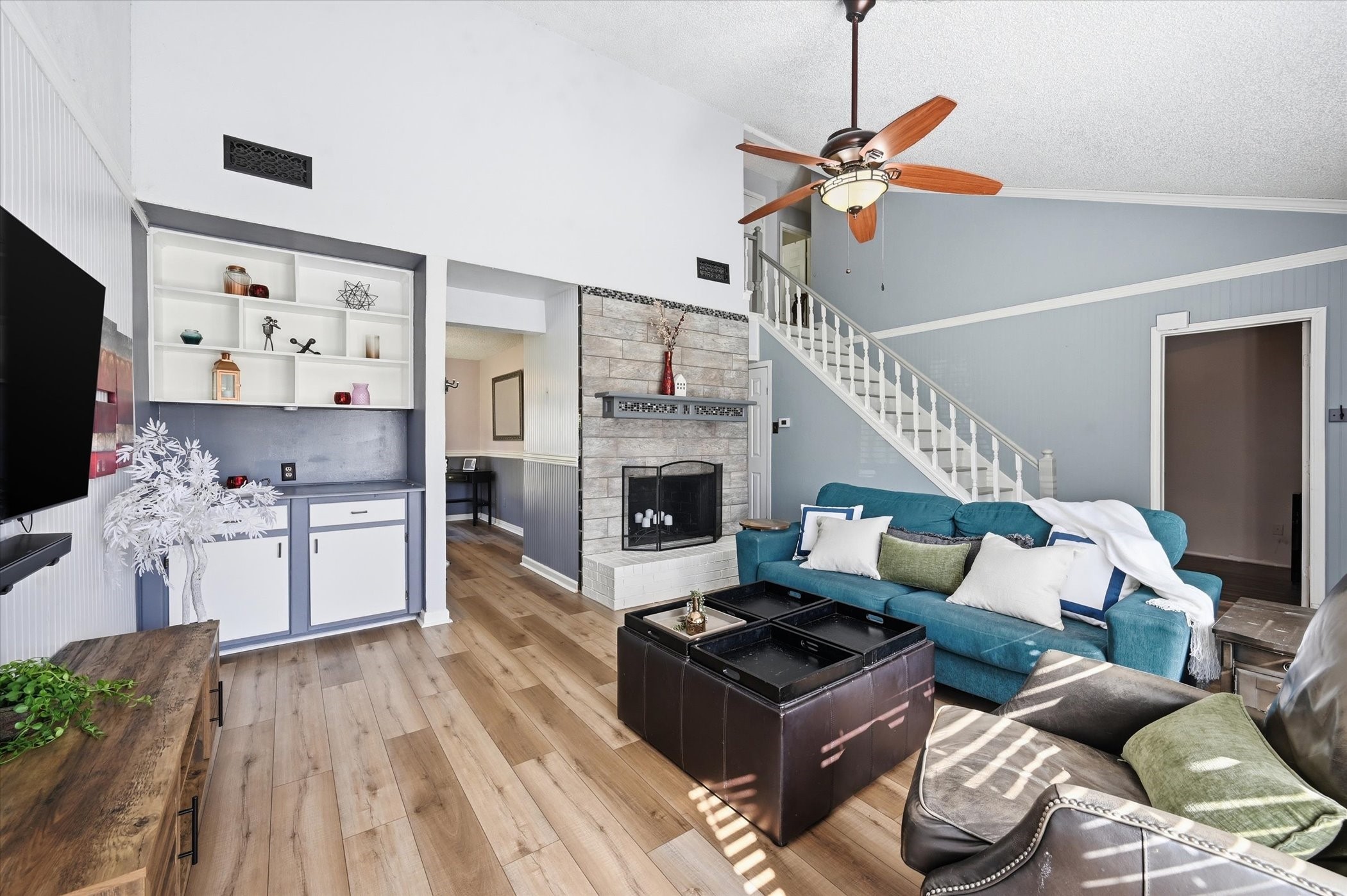 3404 Andover Drive