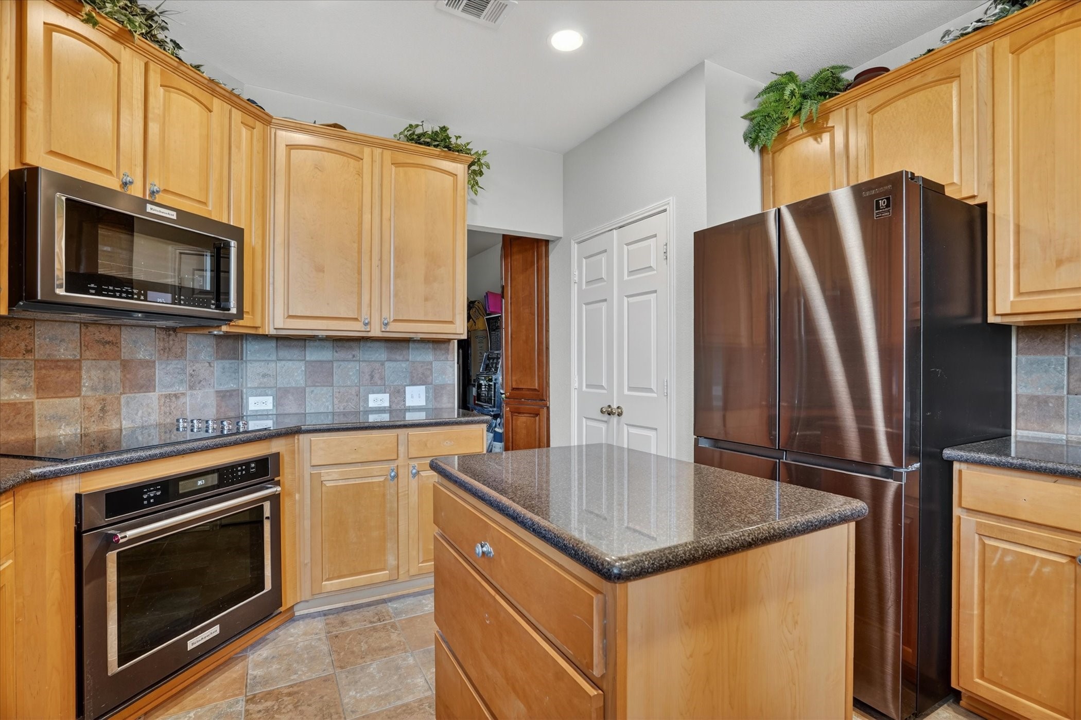5212 Whisper Drive