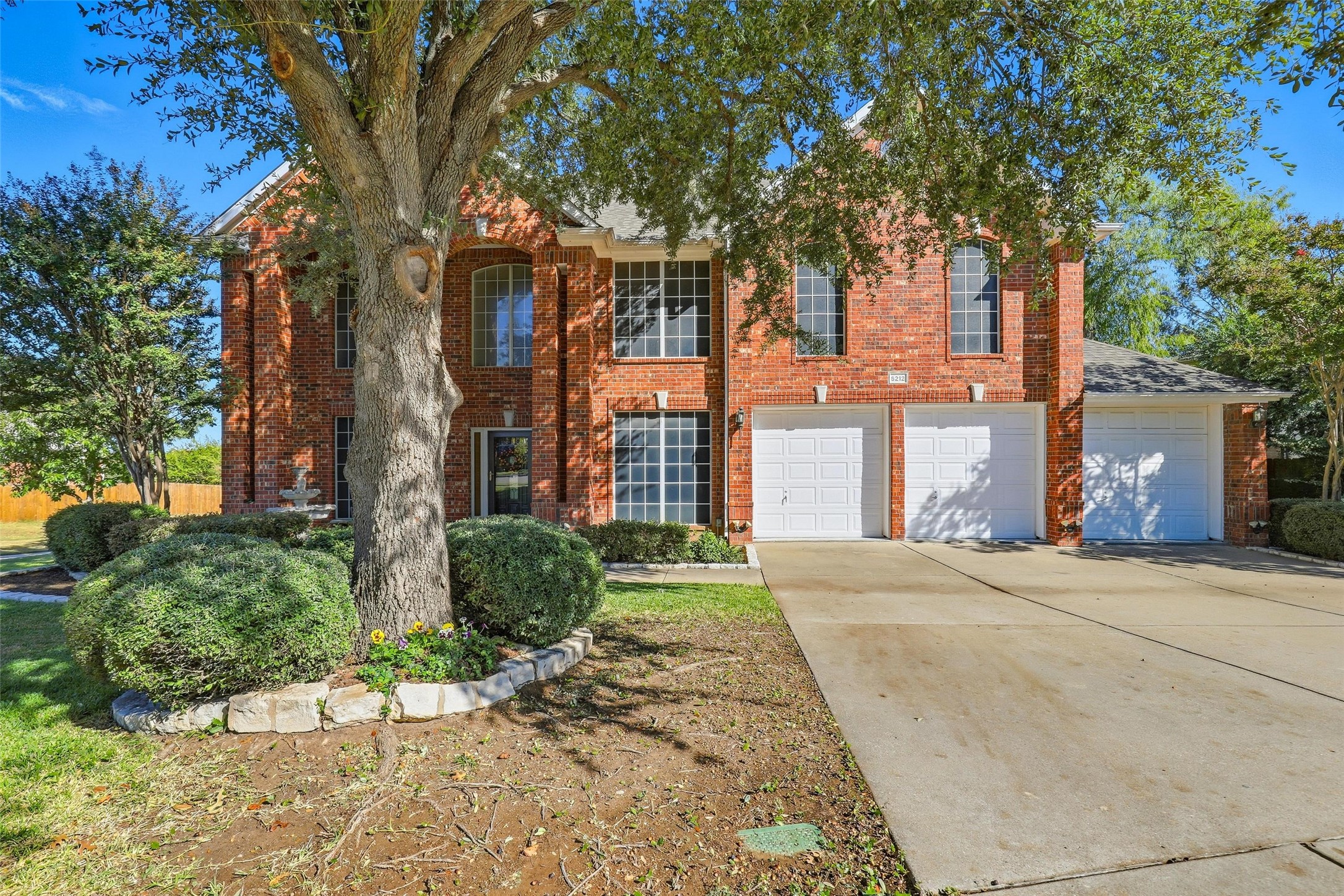 5212 Whisper Drive