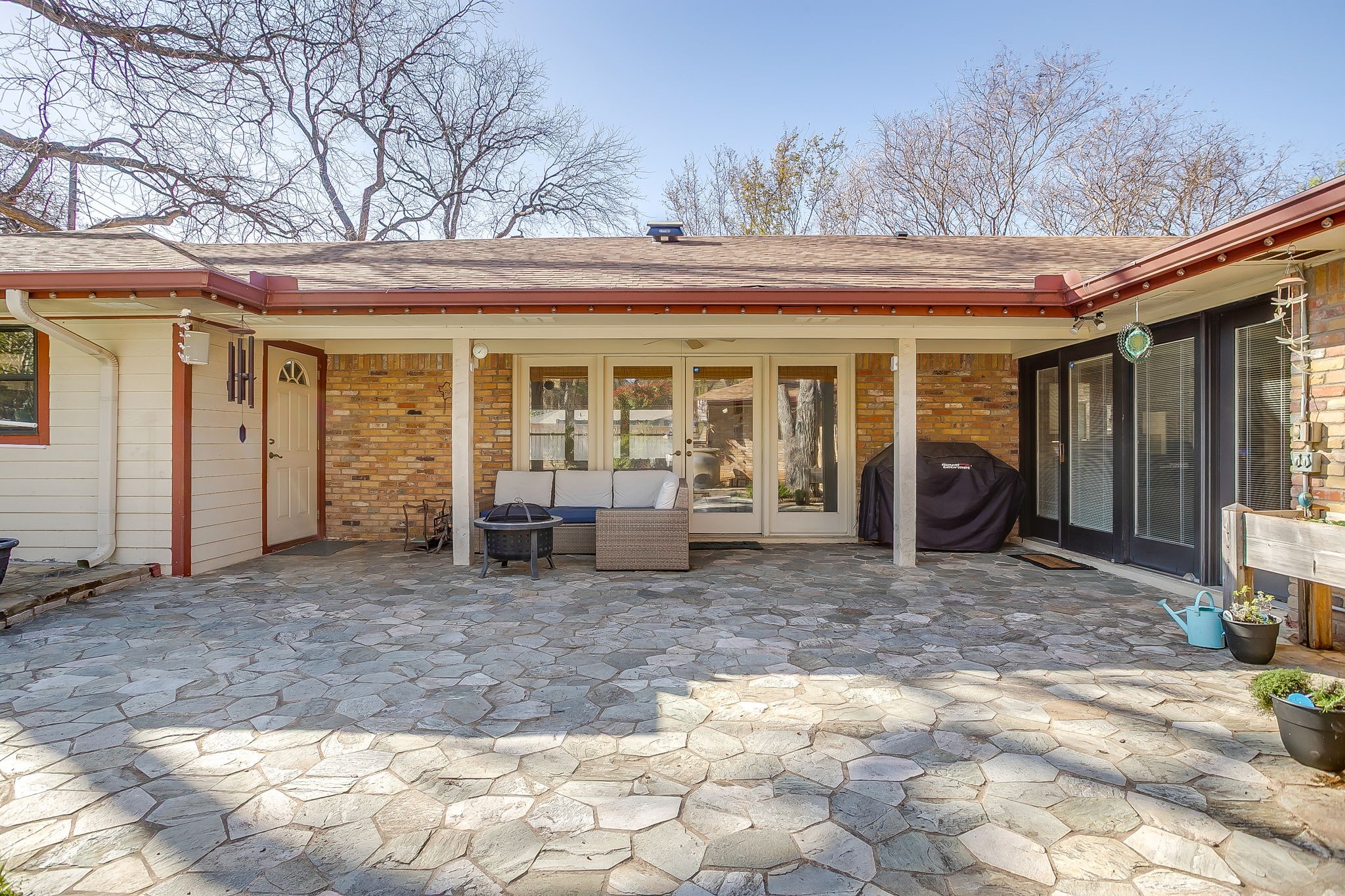 1205 Shady Creek Drive