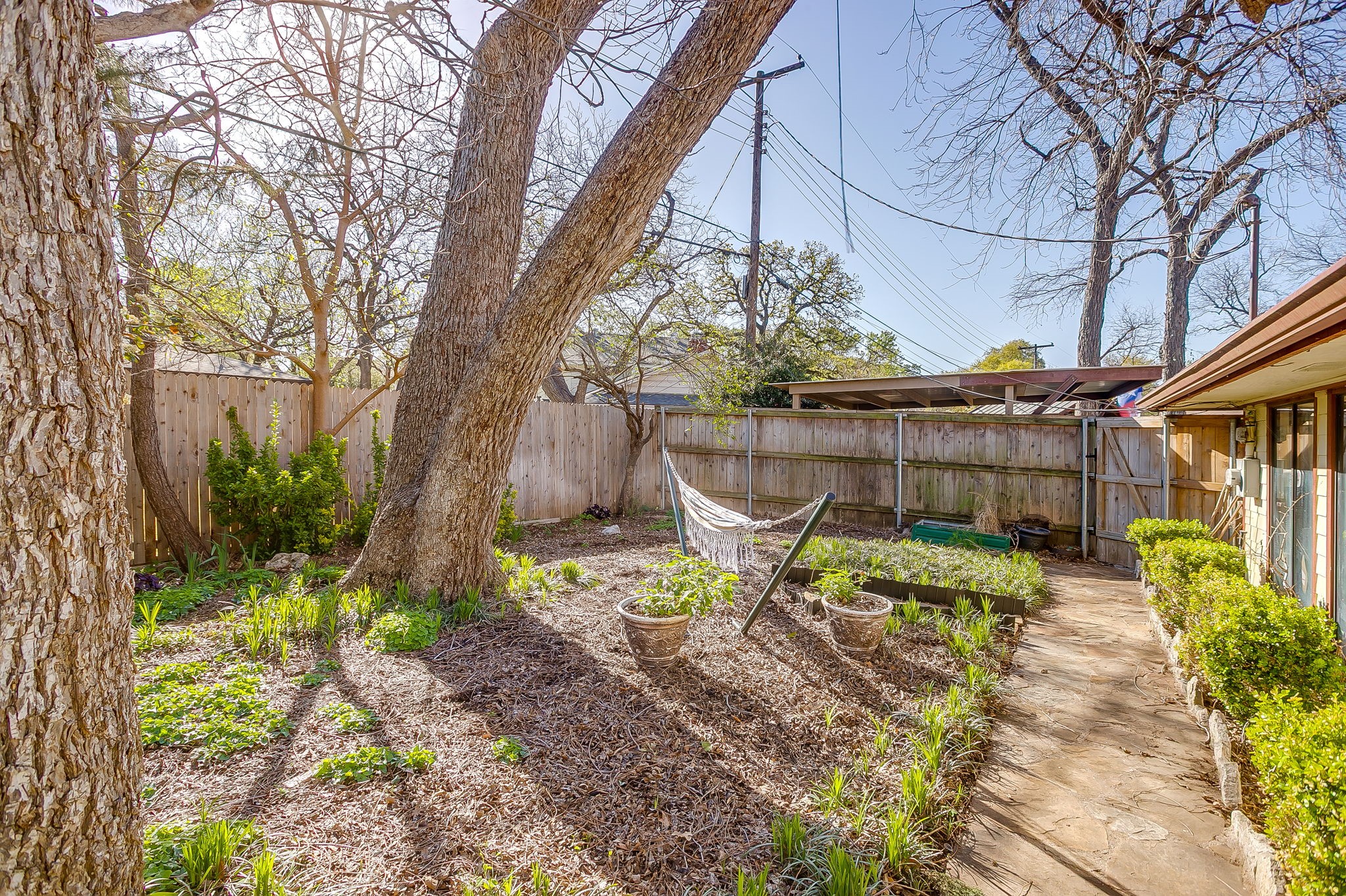 1205 Shady Creek Drive