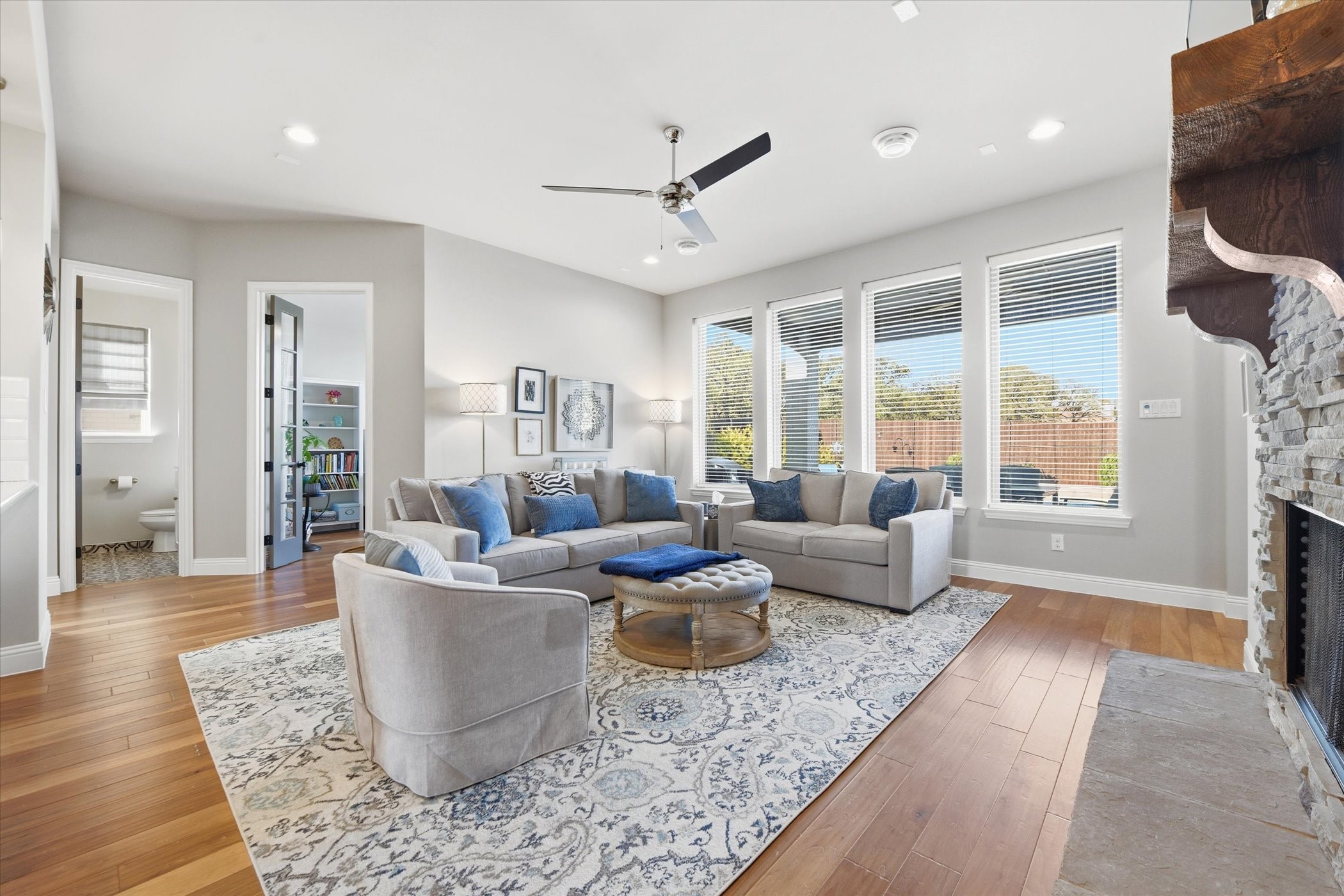 3012 Nob Hill Drive