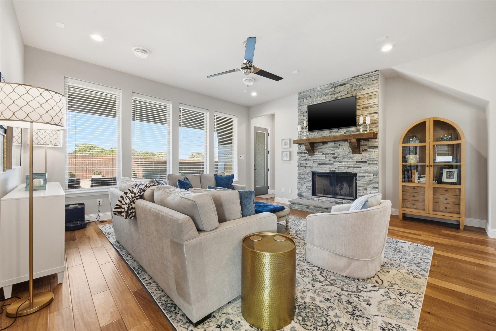 3012 Nob Hill Drive