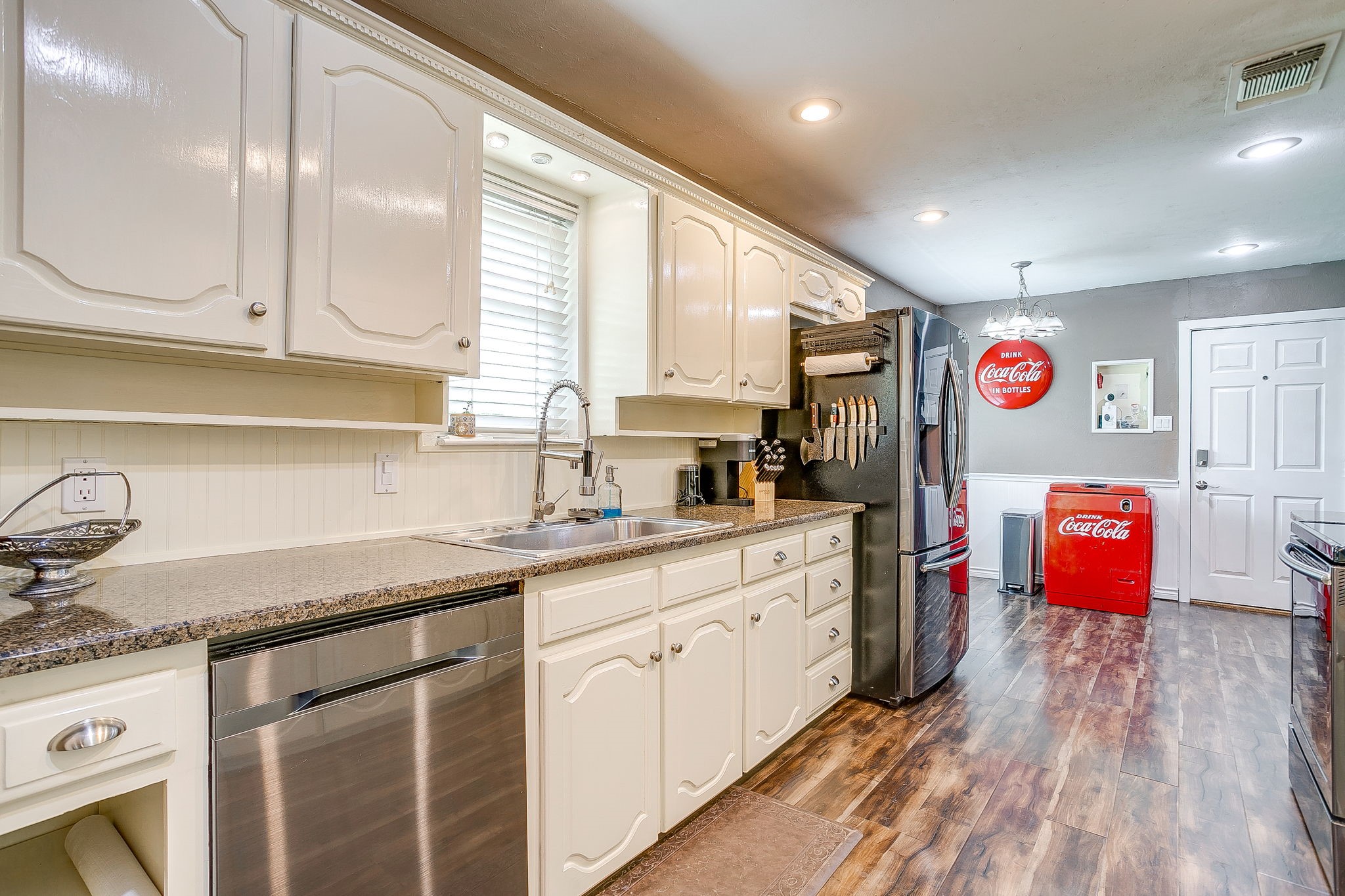 406 Country Club Drive