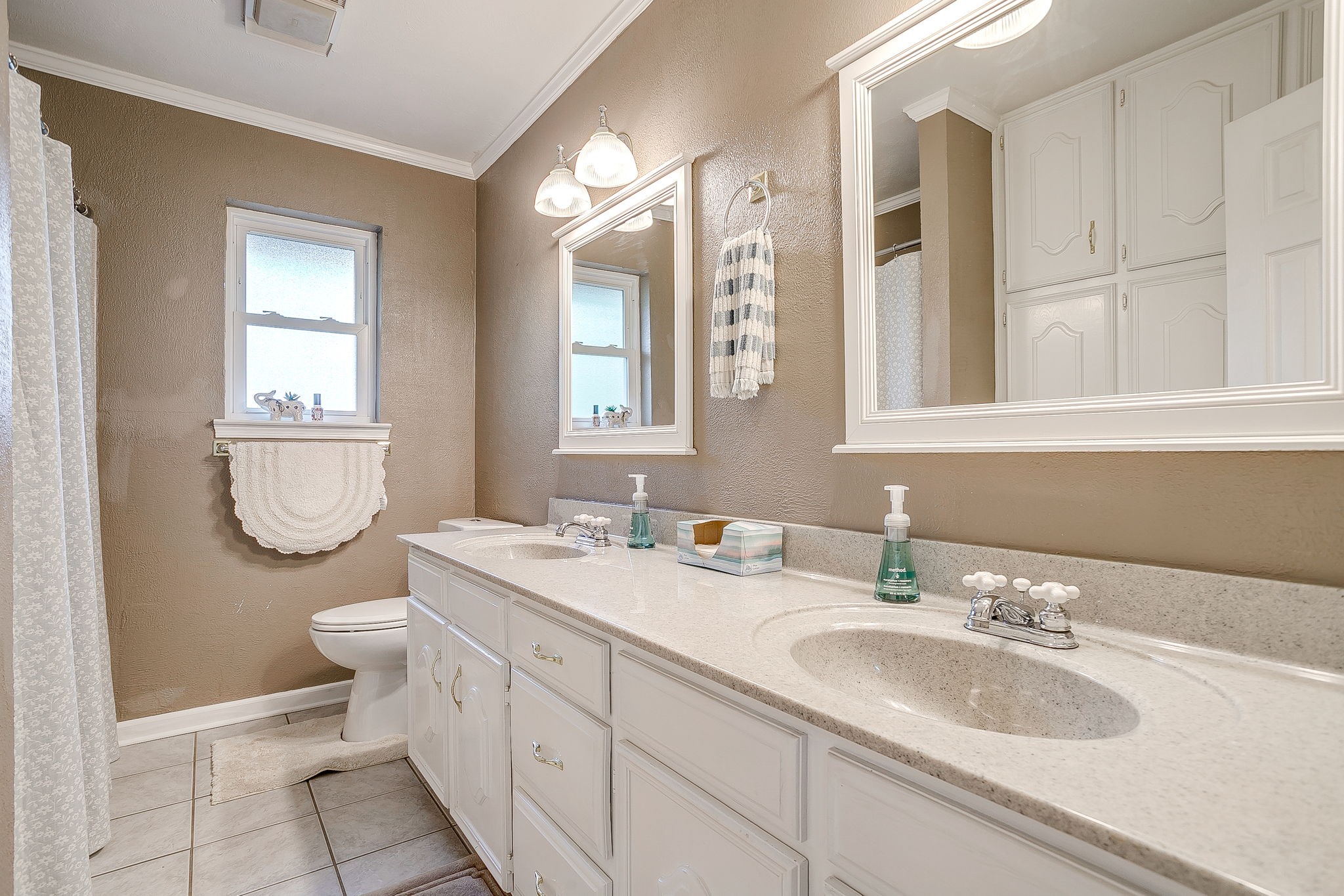 406 Country Club Drive