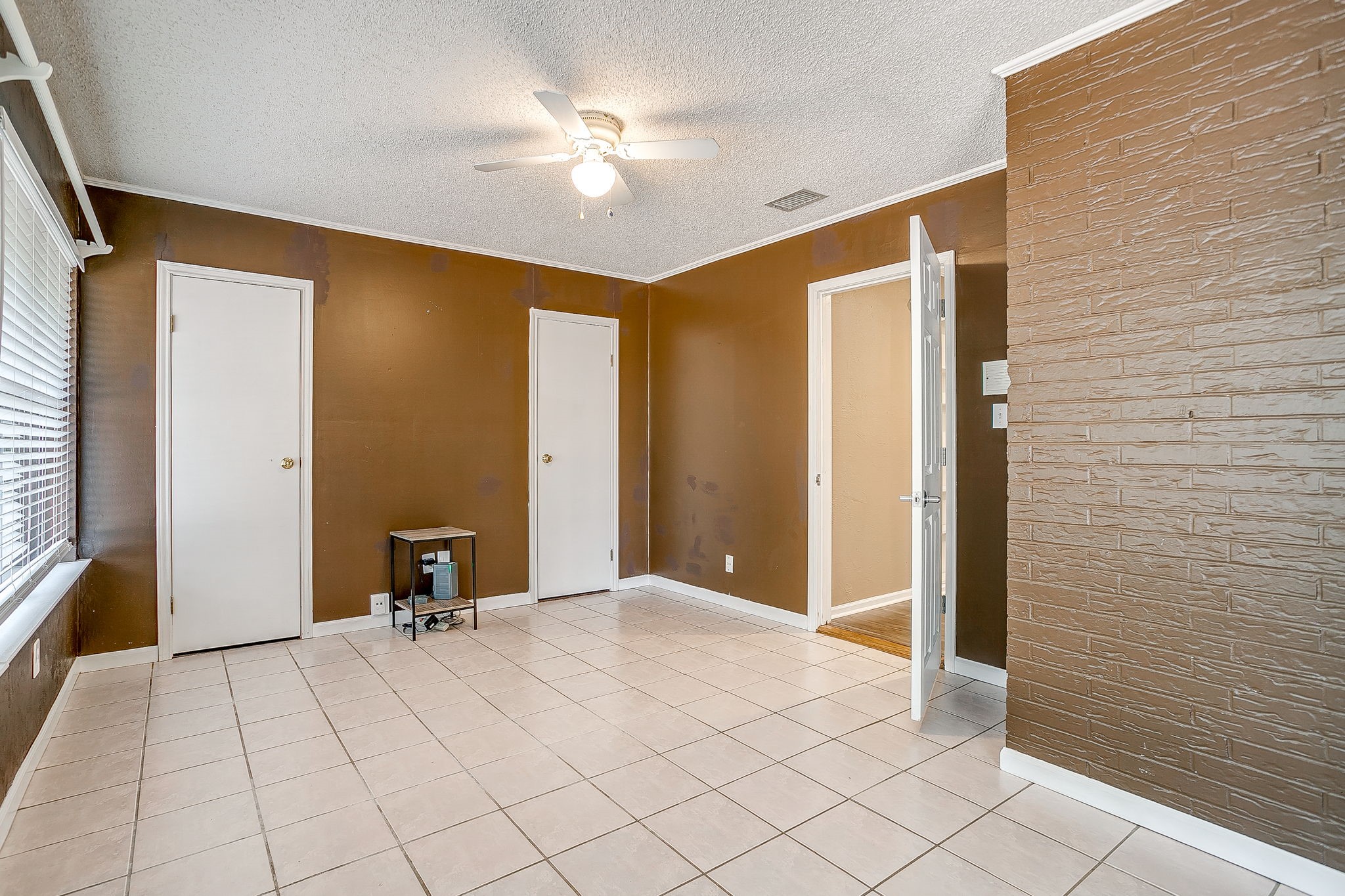 406 Country Club Drive