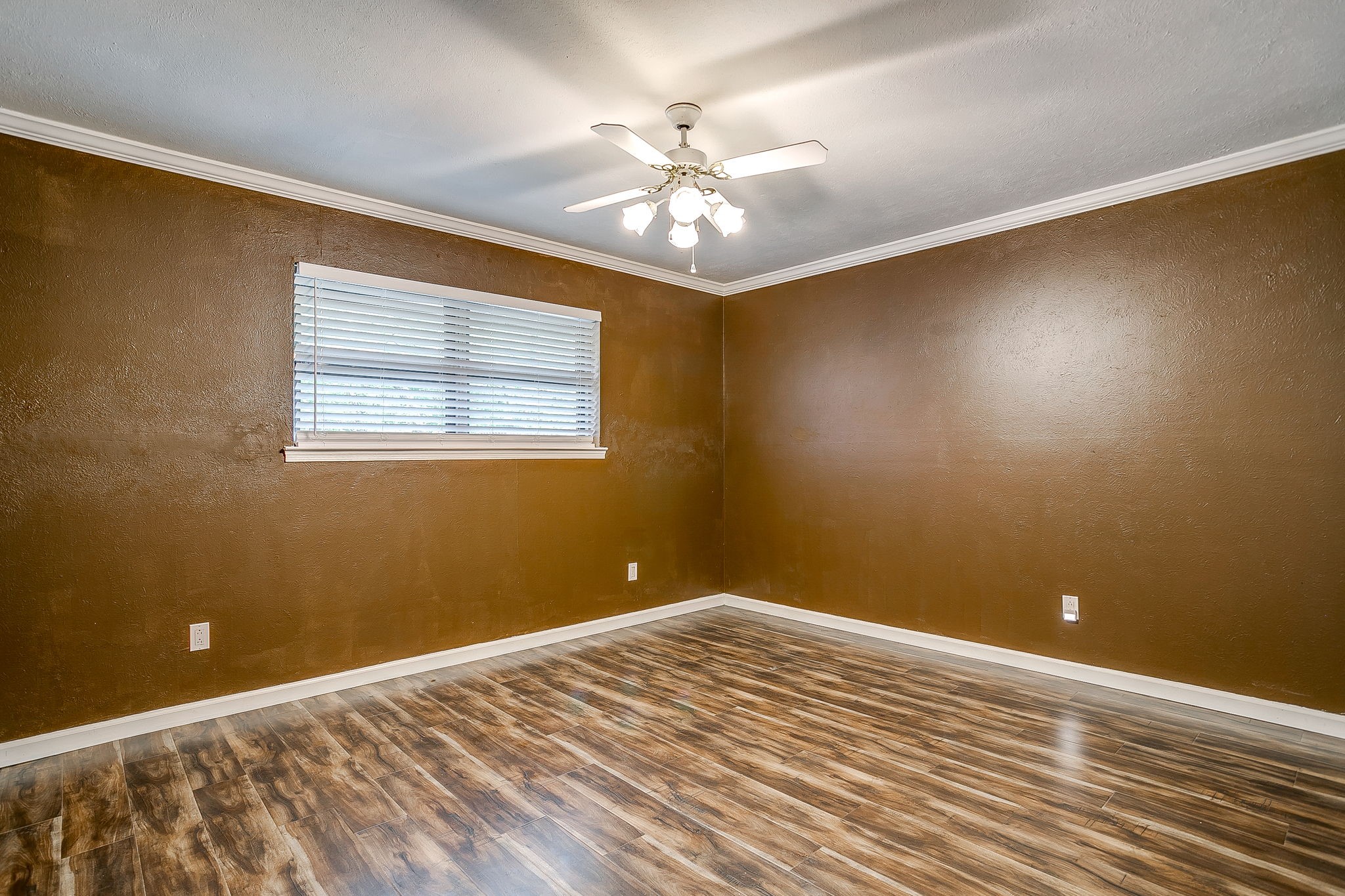 406 Country Club Drive