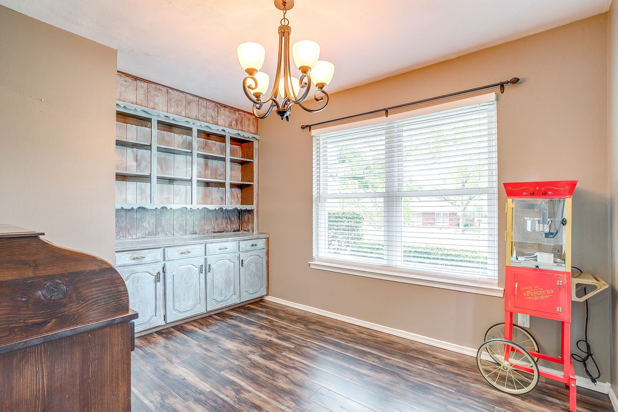 406 Country Club Drive