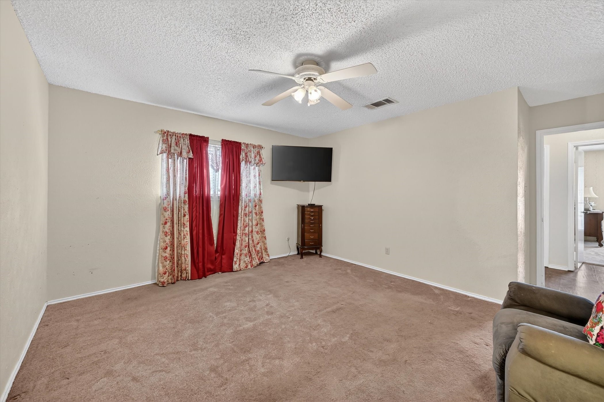 1516 Caddo Peak Trail