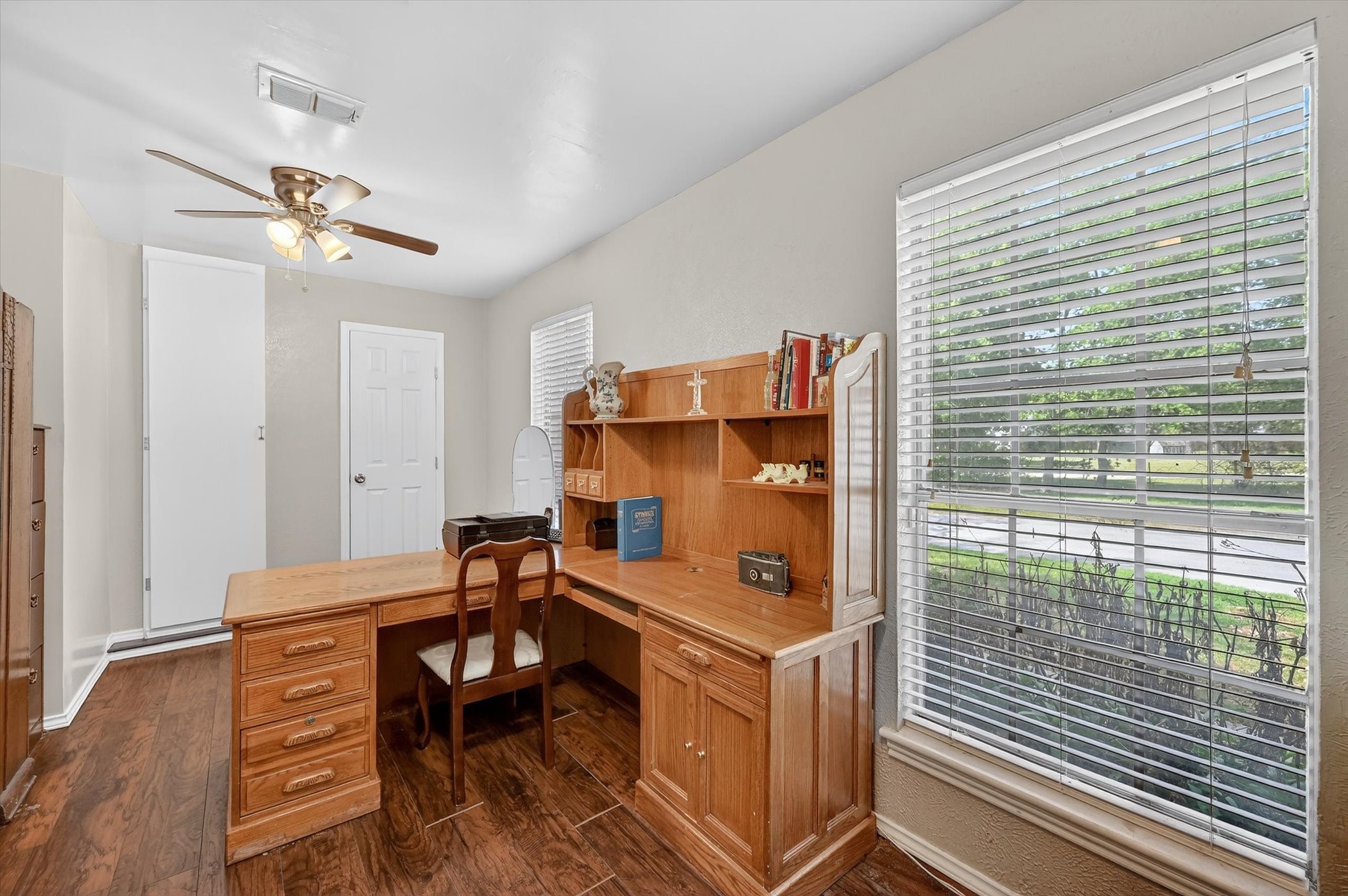 1516 Caddo Peak Trail